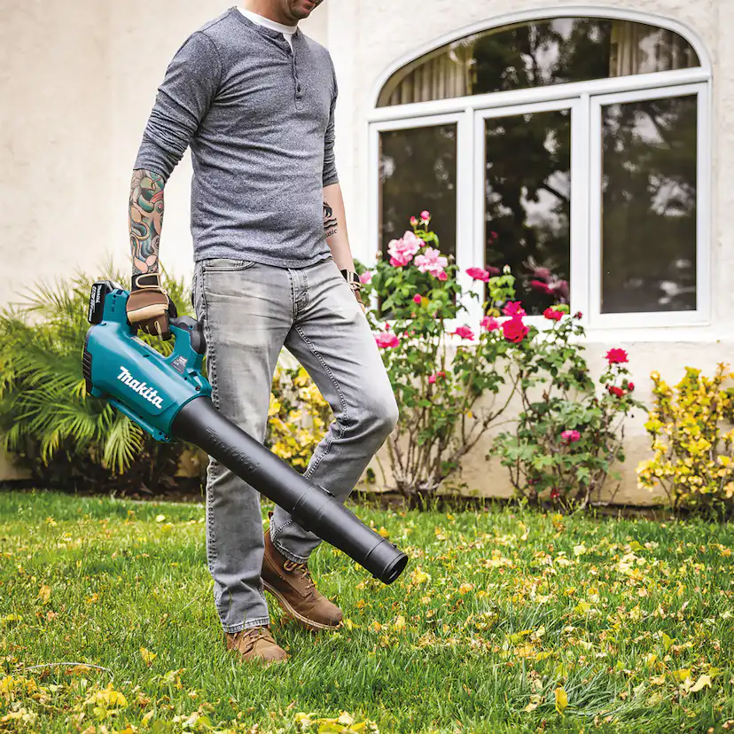 Lövblås Makita LXT DUB184Z LXT 18V utan Batteri & Laddare