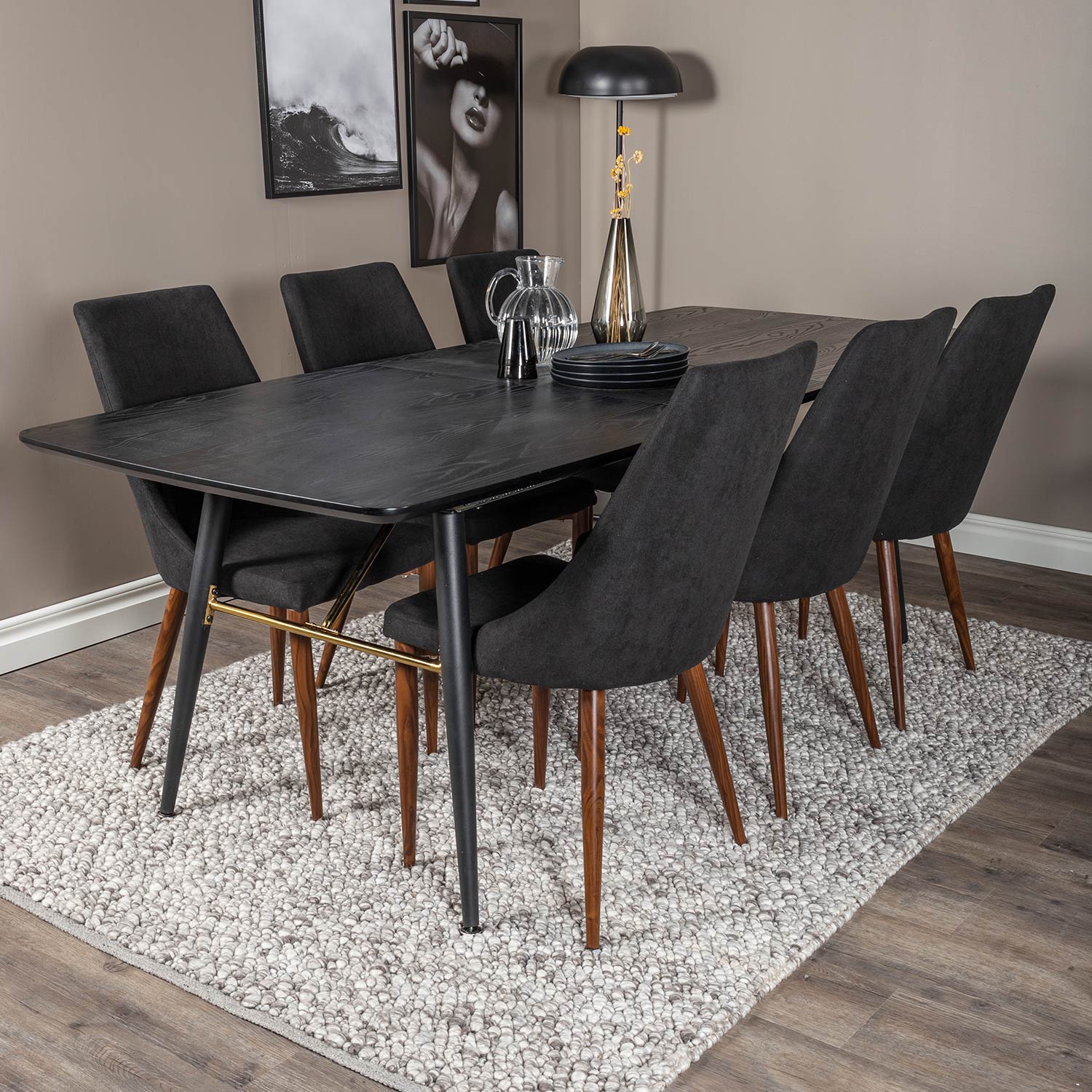 Matgrupp Venture Home Gold med 6 Leone Stolar