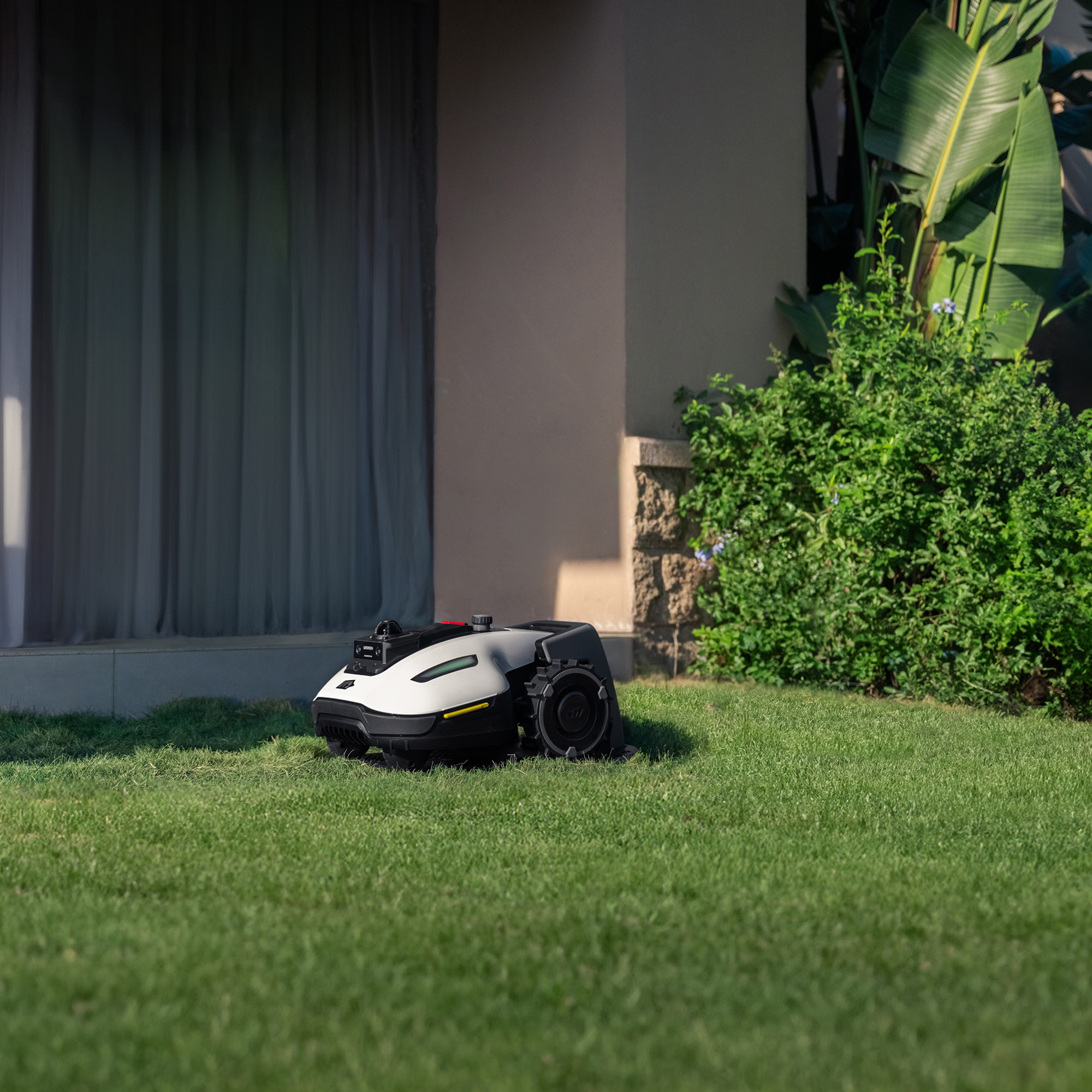 Robotgräsklippare Mammotion YUKA Mini 2 1000 Utan Slinga - Knivar på köpet!