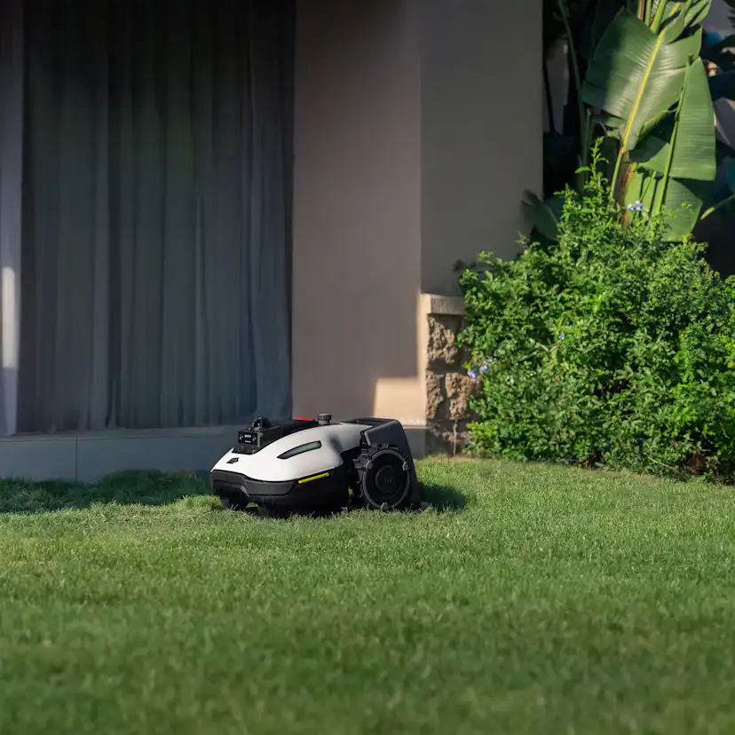 Robotgräsklippare Mammotion YUKA Mini 2 1000 Utan Slinga - Knivar på köpet!