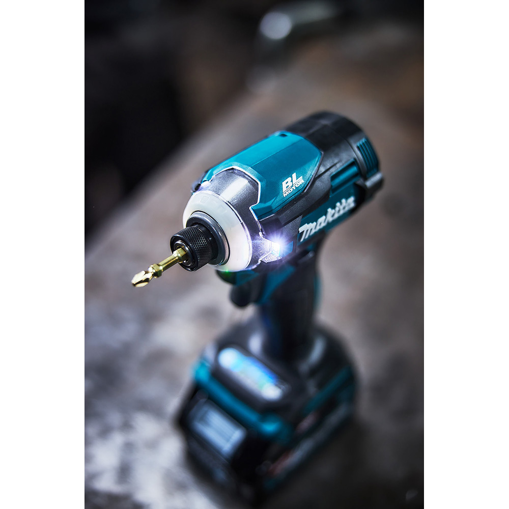 Slagskruvdragare Makita TD001GZ 40V XGT utan Batteri och Laddare