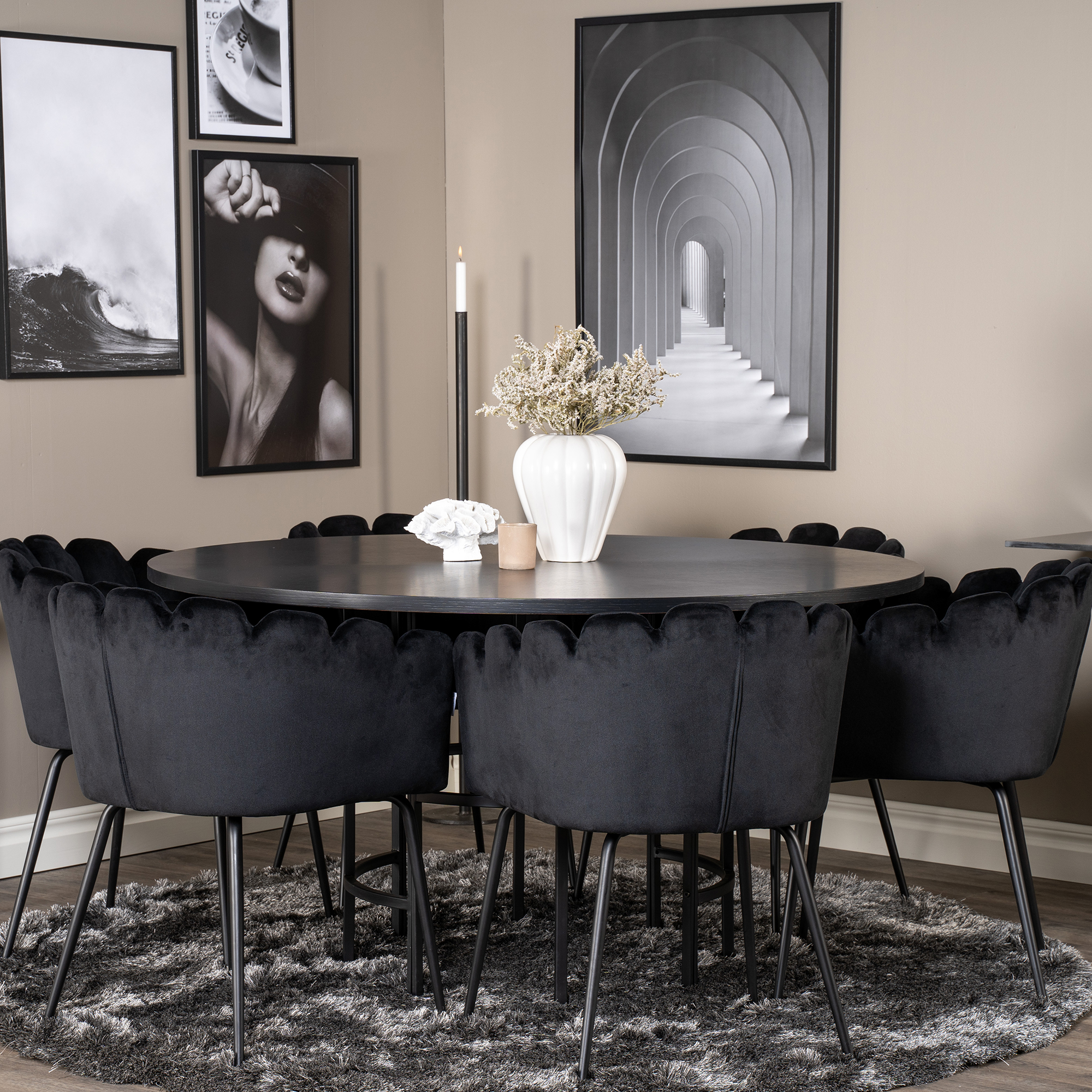 Matgrupp furniture/fashion Copenhagen med 6 Svarta Limhamn Stolar