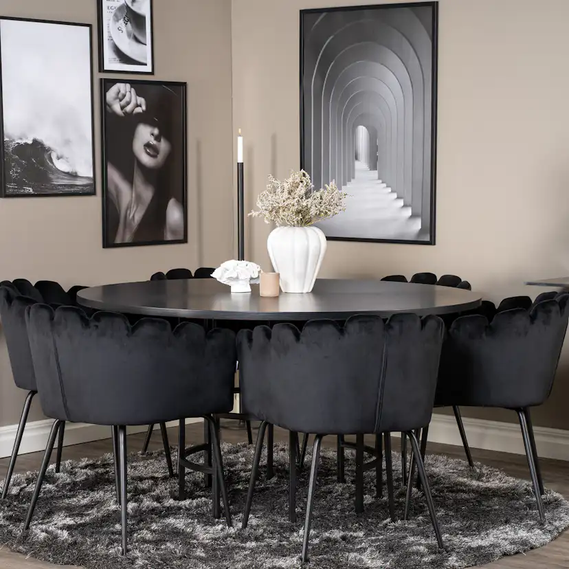 Matgrupp furniture/fashion Copenhagen med 6 Svarta Limhamn Stolar