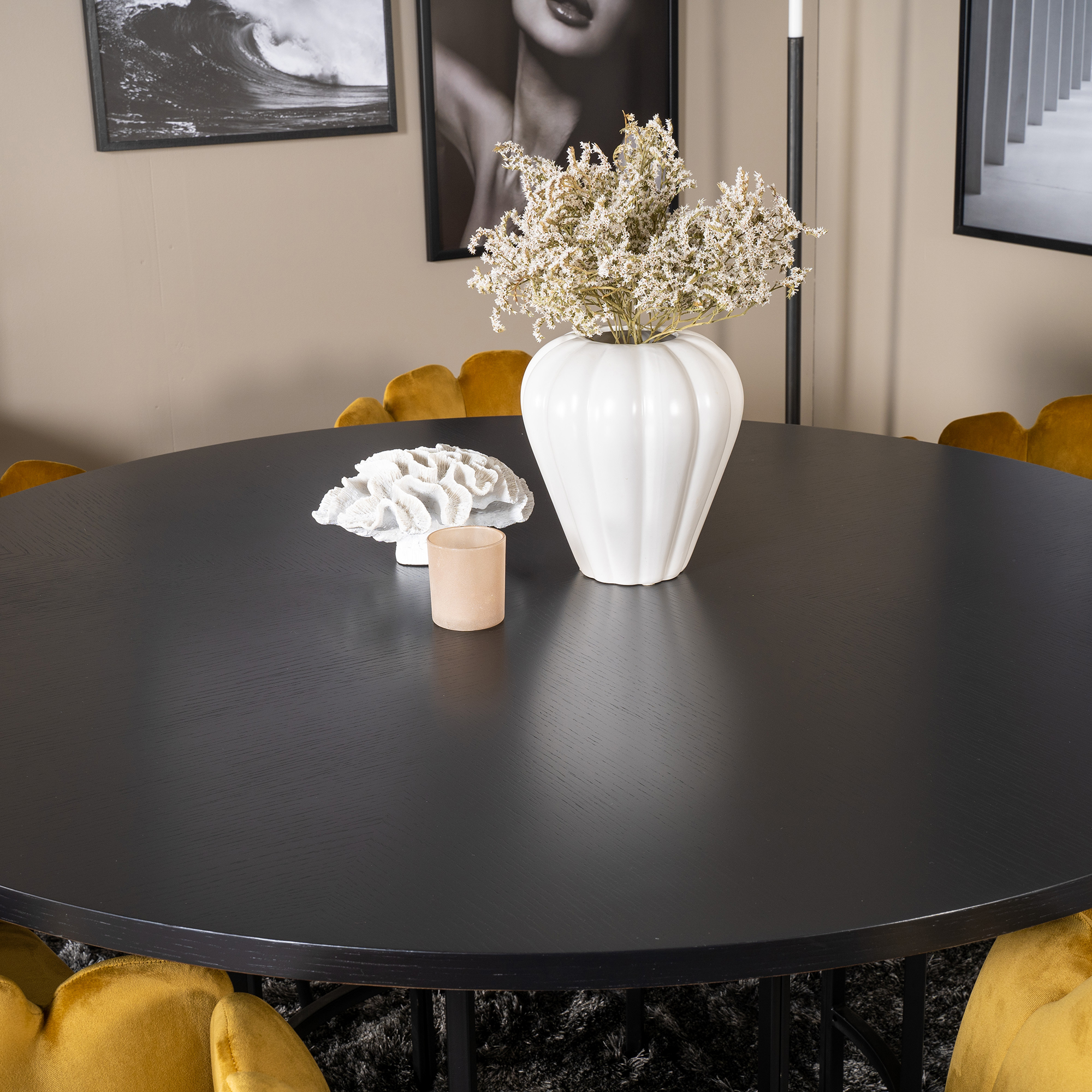 Matgrupp Venture Home Copenhagen med 6 Limhamn Guld Stolar