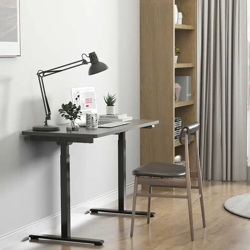 Skrivbord Lykke M100 120x60 cm Höj- och sänkbart