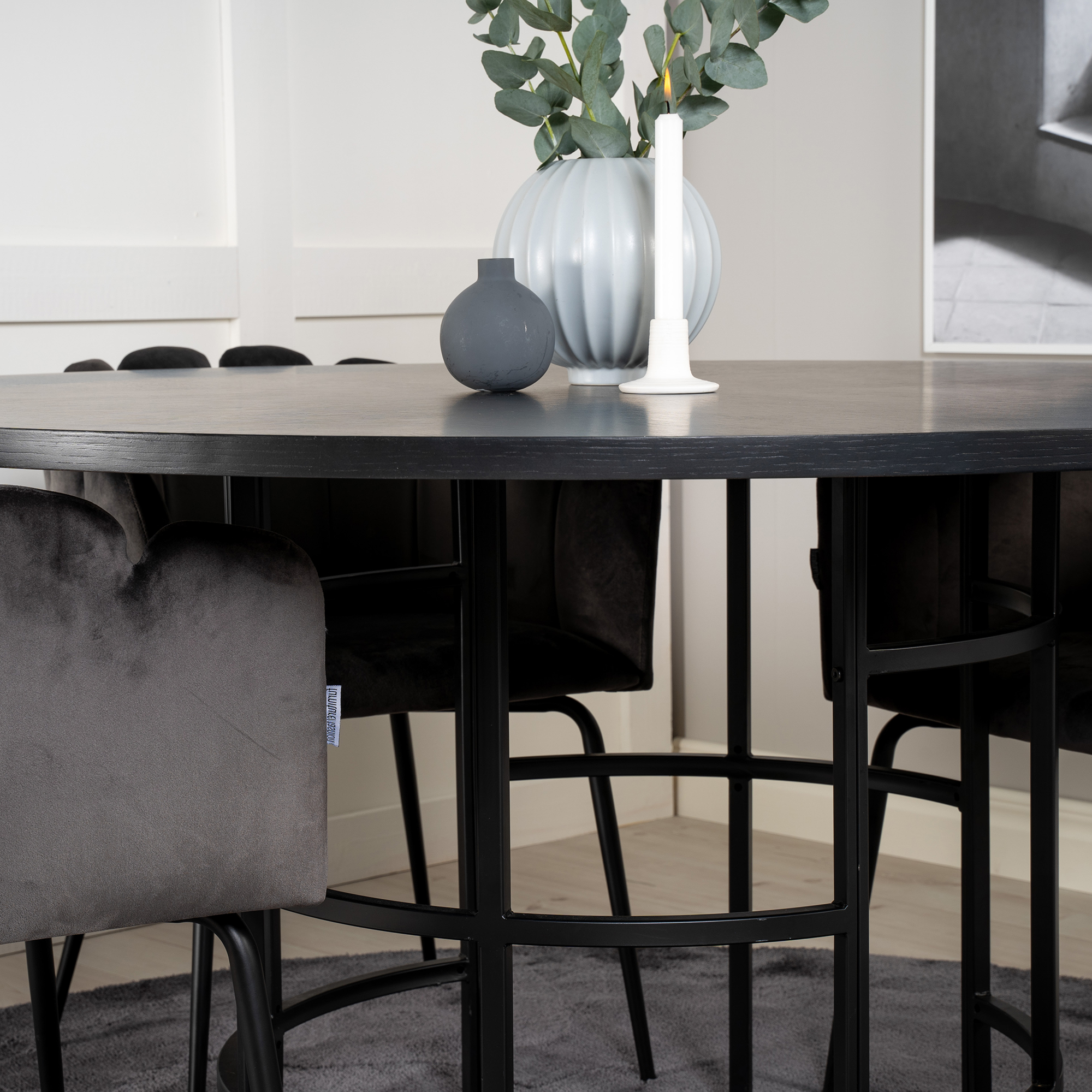 Matgrupp furniture/fashion Copenhagen med 4 Gråa Limhamn Stolar