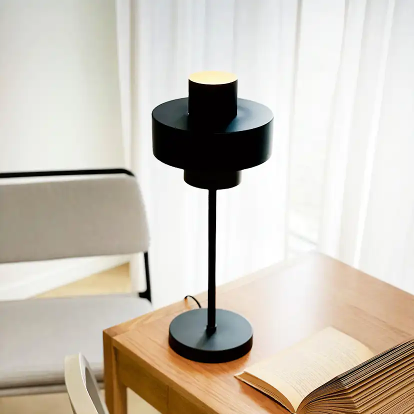 Bordslampa Dyberg Larsen Stoke