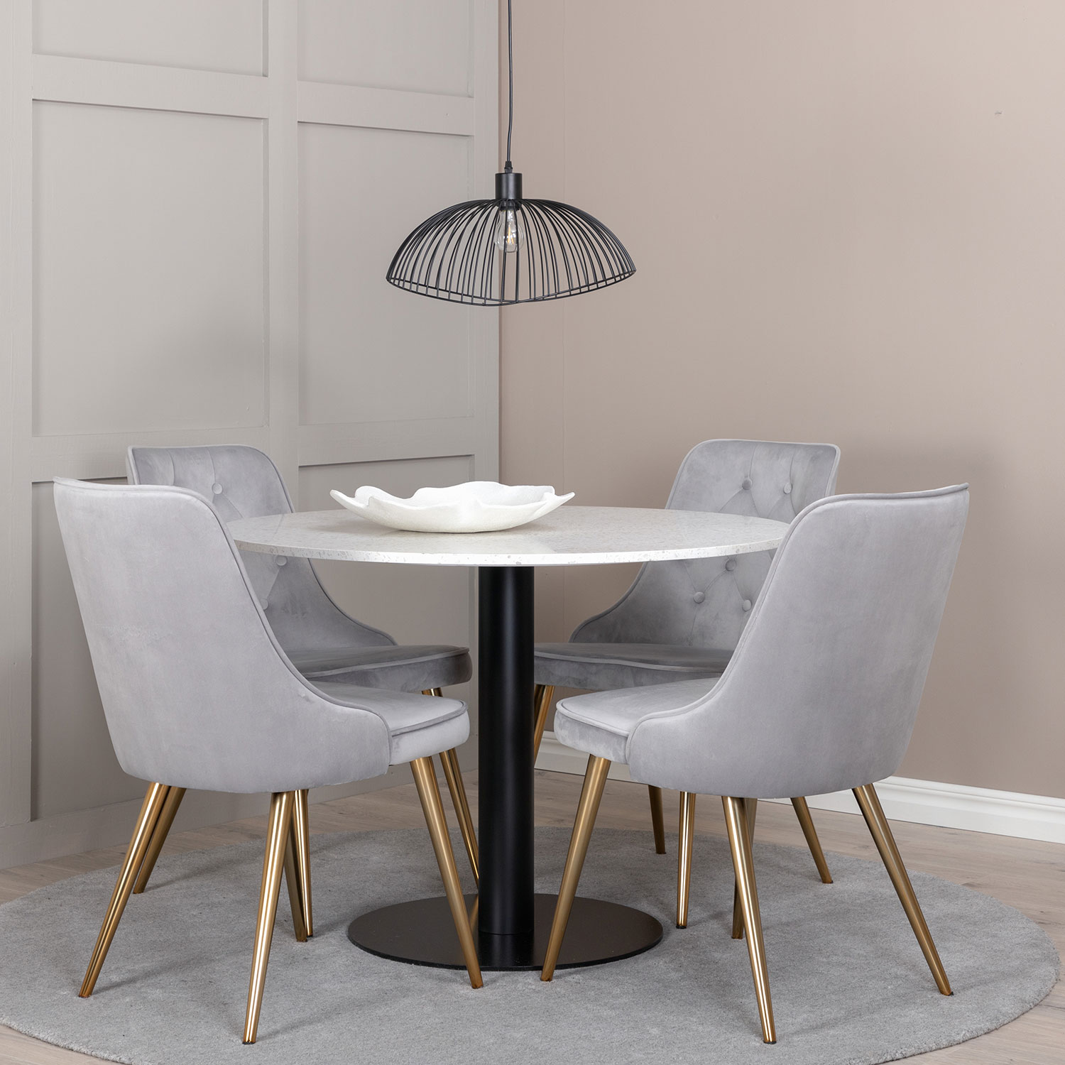 Matgrupp Venture Home Razzia med 4 Velvet Deluxe stolar