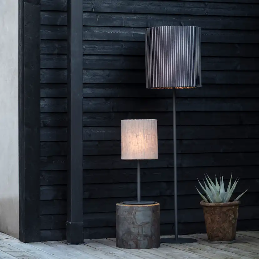 Agnar Bordslampa Outdoor Rosa Vit/Rosa