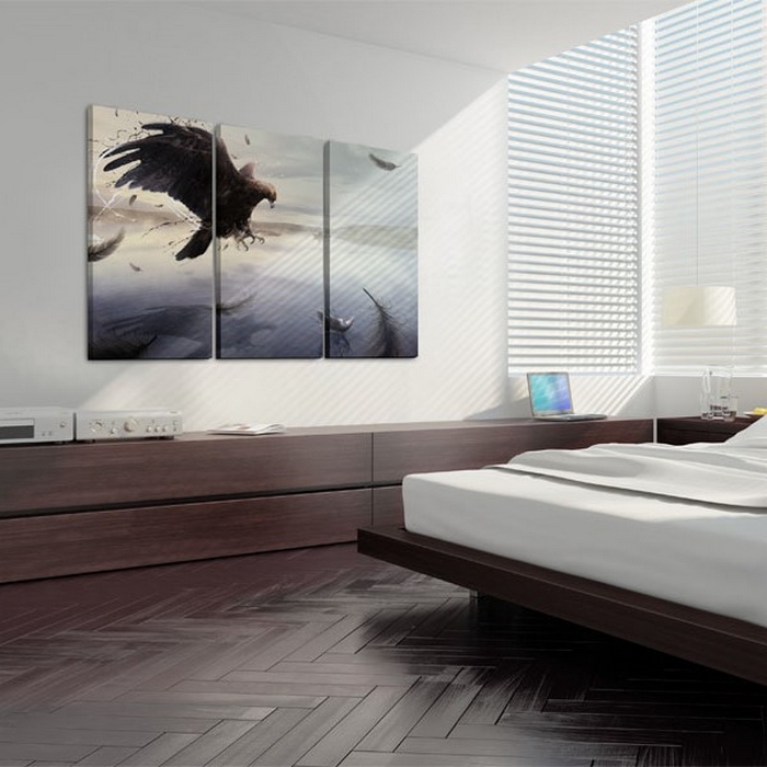 Tavla Arkiio Eagle Above The Surface Of A Lake