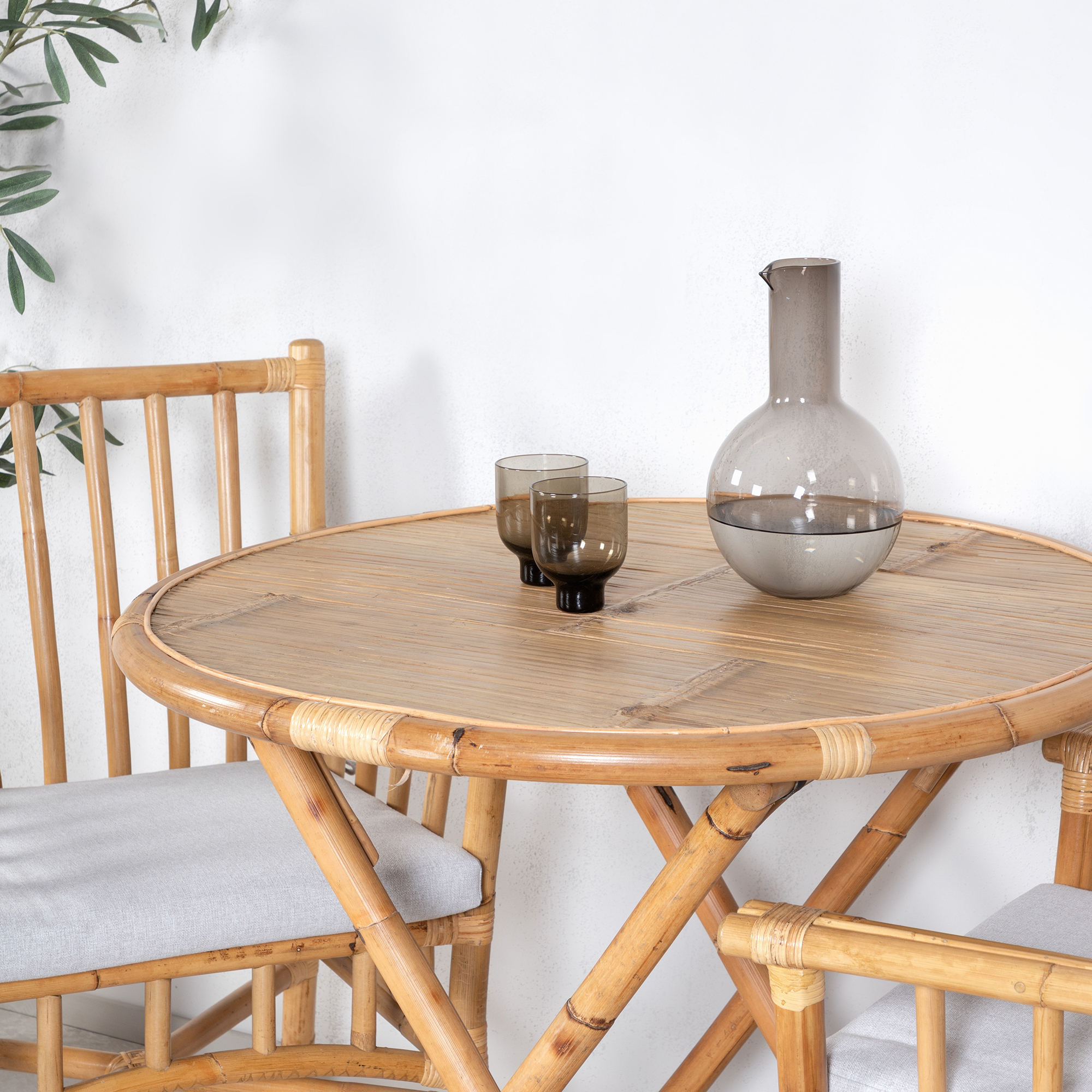 Cafégrupp Venture Home Cane med 2 Karmstolar
