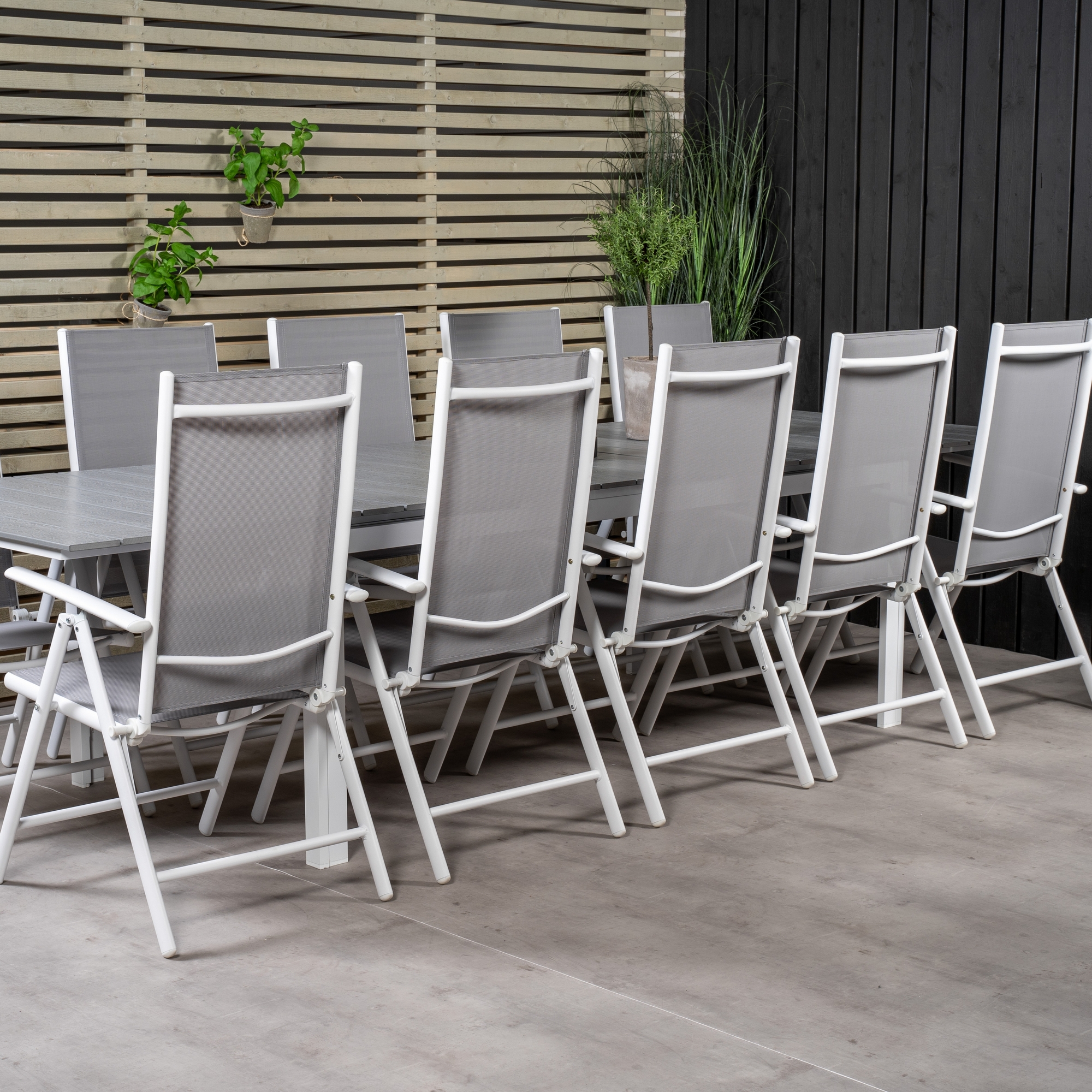 Matgrupp Venture Home Lova 224/324 med 10 Bront Stolar