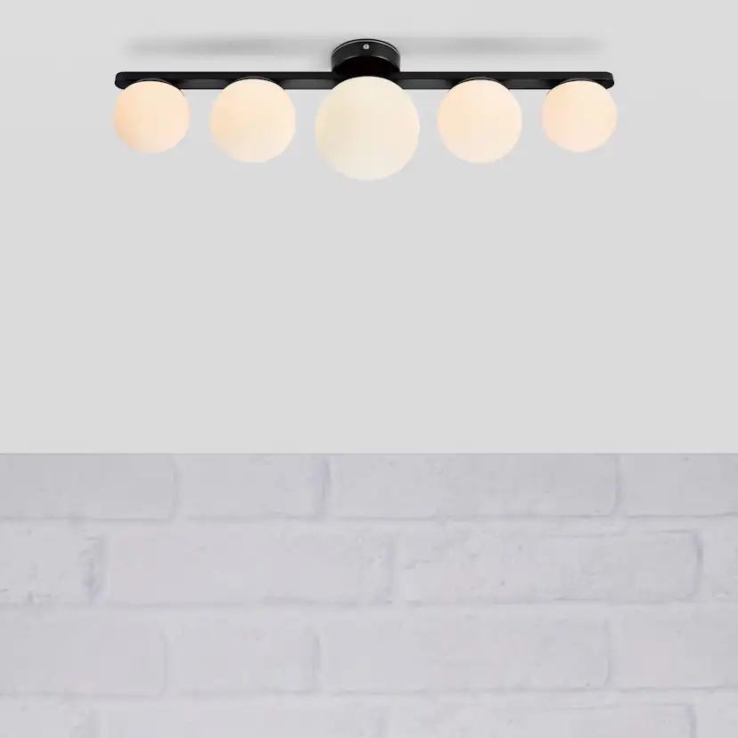 Tak/Vägglampa Markslöjd Puro 5L Svart/Opal IP44