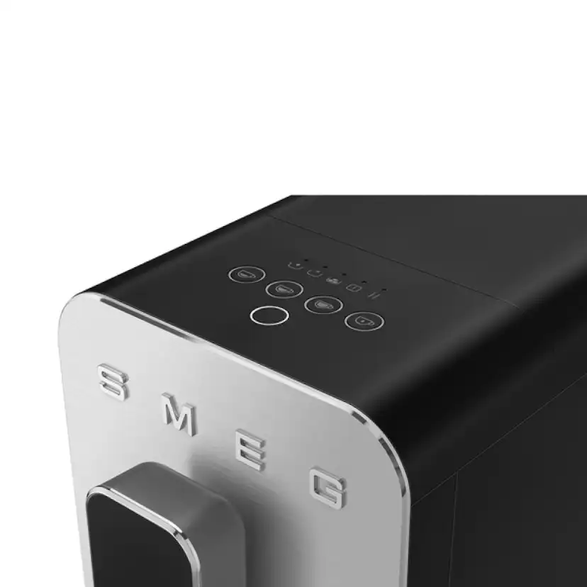 Espressomaskin Smeg BCC11BLMEU med Mjölkskummare Svart