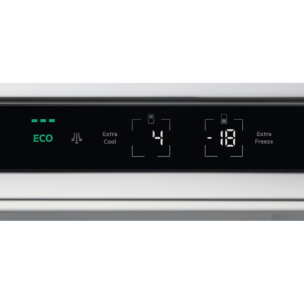 Integrerad Kyl & Frys AEG TSC7G181ES med TwinTech No Frost och DynamicAir Teknik
