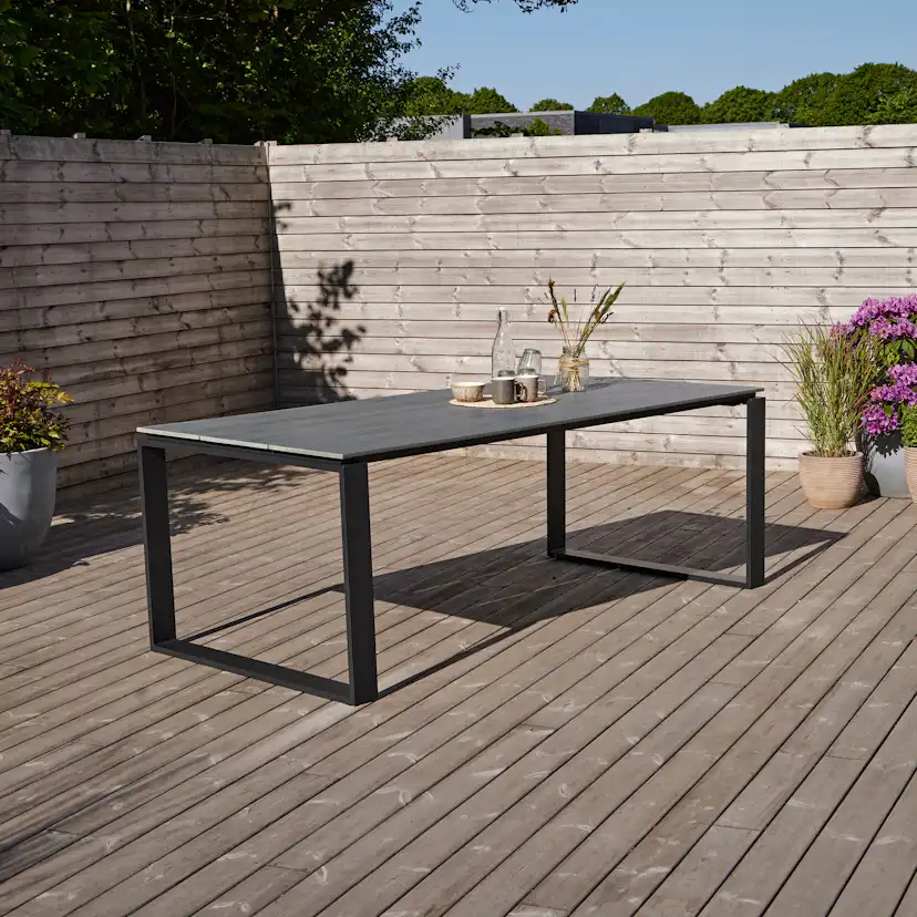 Utebord Outfit Martinus 210