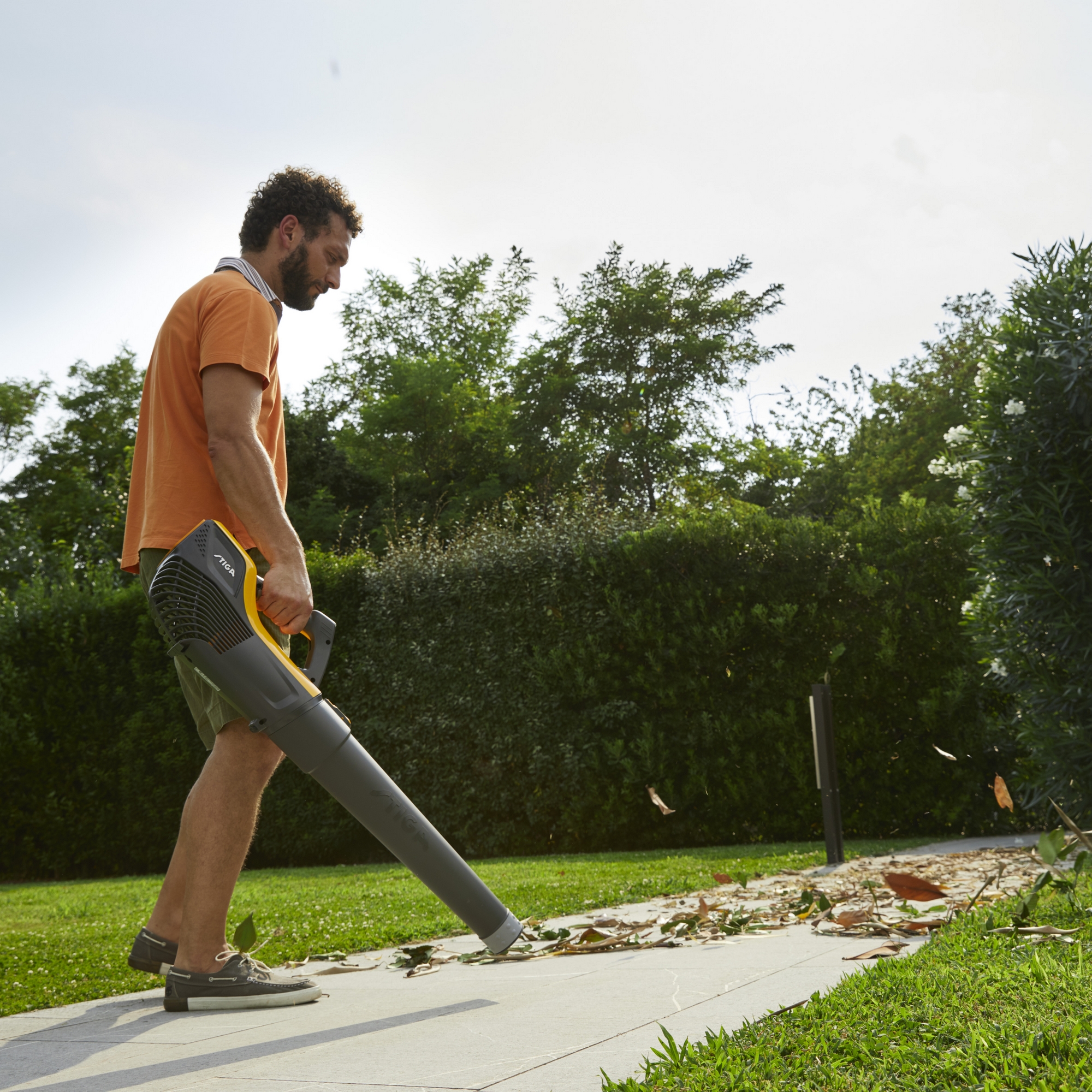 Lövblås STIGA BL 500e Utan Batteri & Laddare
