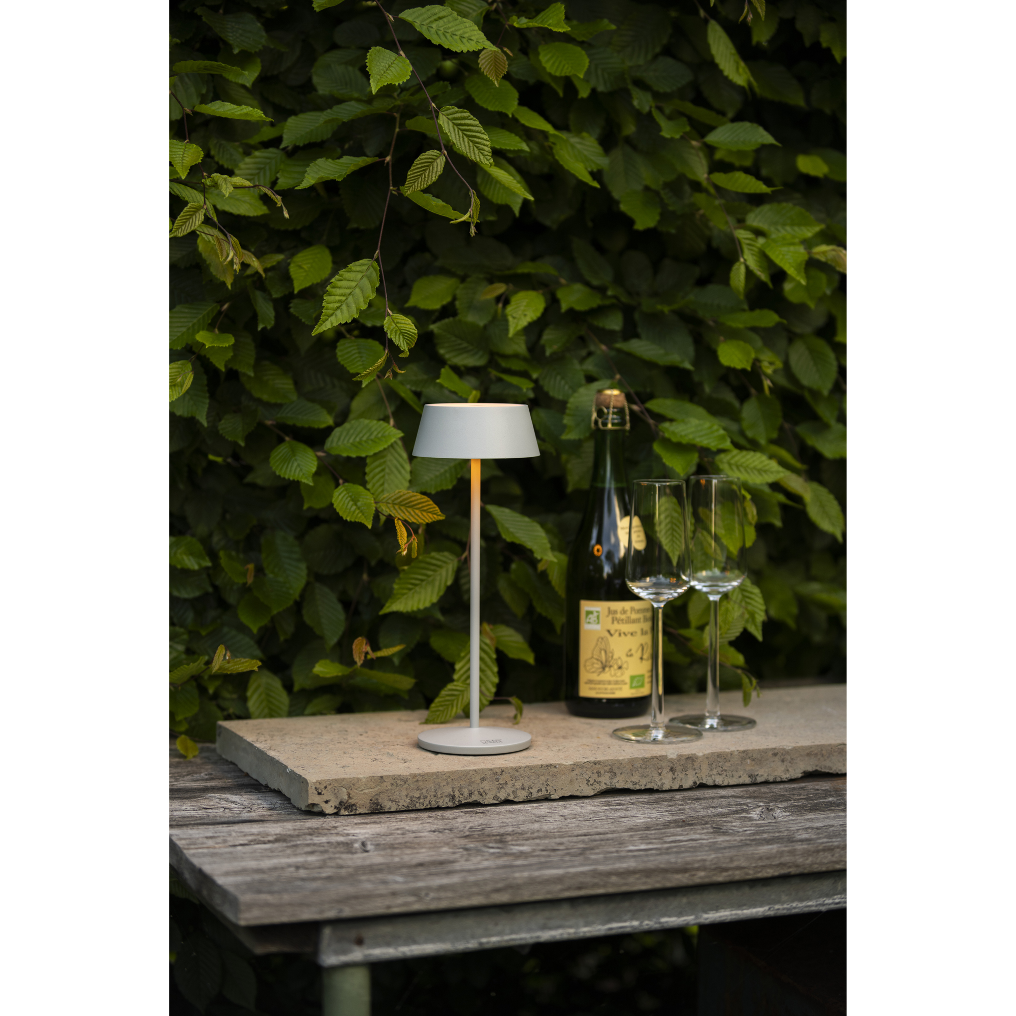 Bordslampa Gnosjö Konstsmide Menton USB Portabel