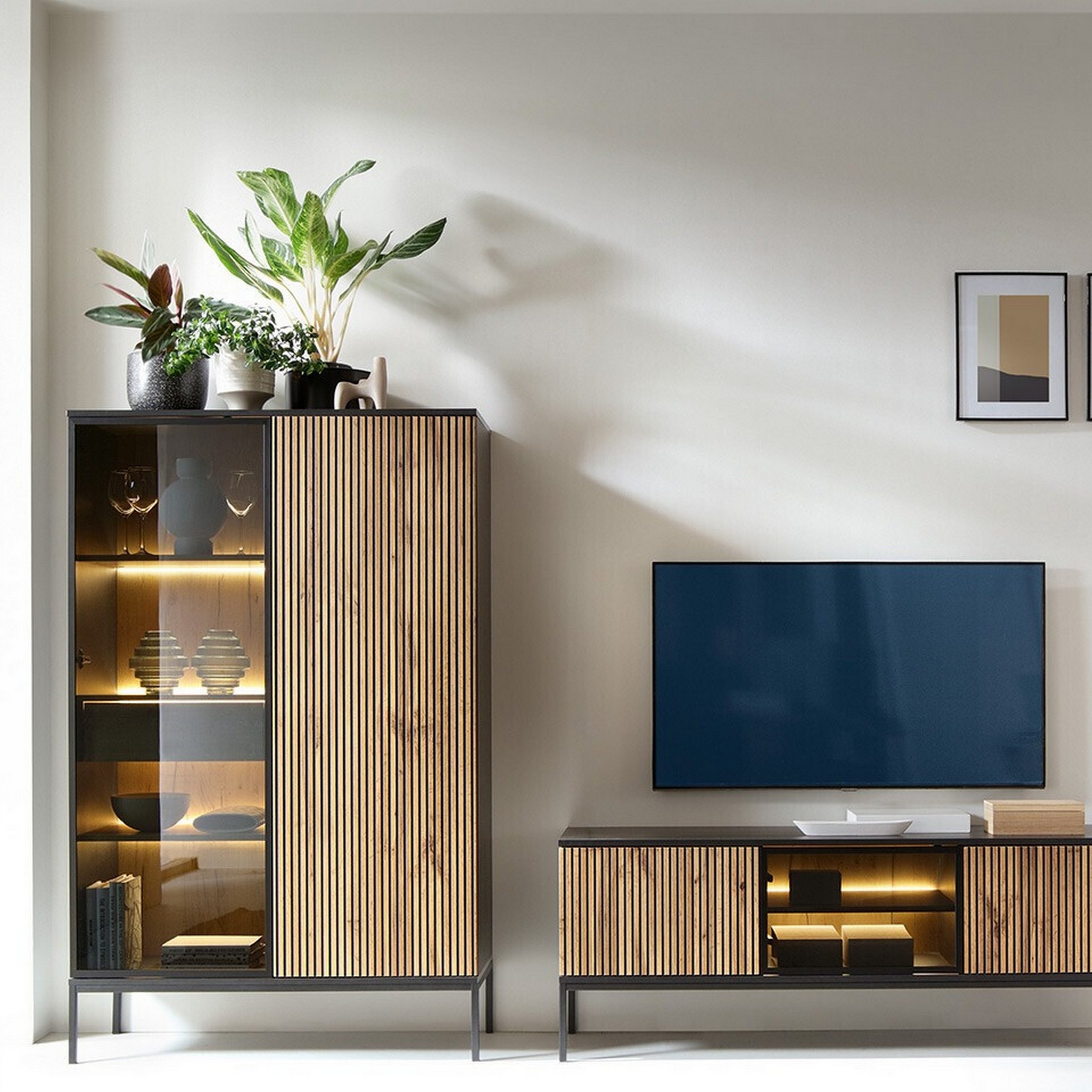 Möbelset Scandinavian Choice Klinkerville till Vardagsrum, TV-Bänk & Vitrinskåp