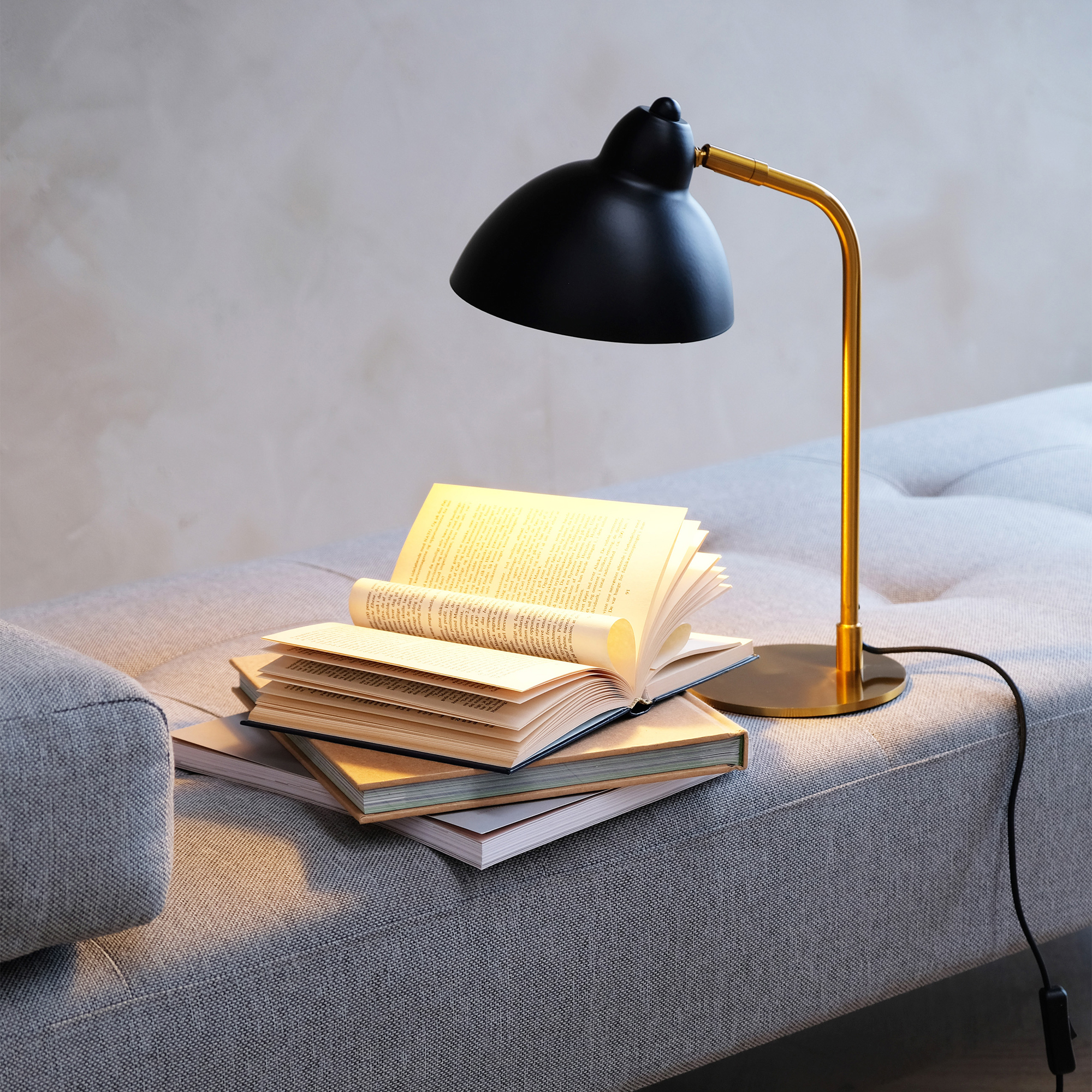 Bordslampa Dyberg Larsen Futura Mini