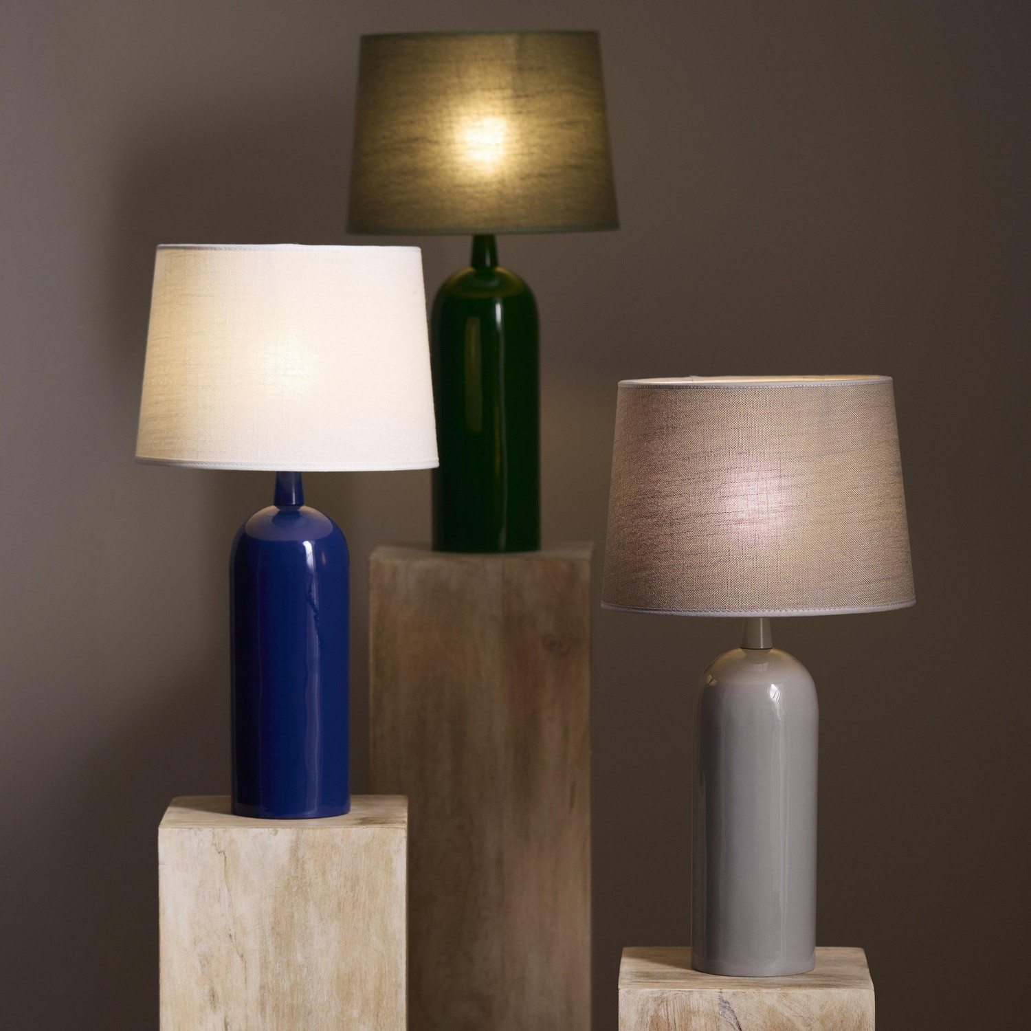 Lampfot PR Home Carter