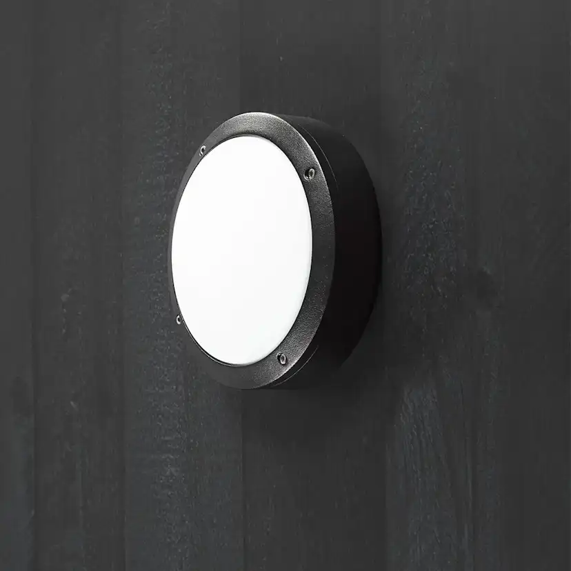 Desi 22 Tak Aluminium | Plast Svart Svart