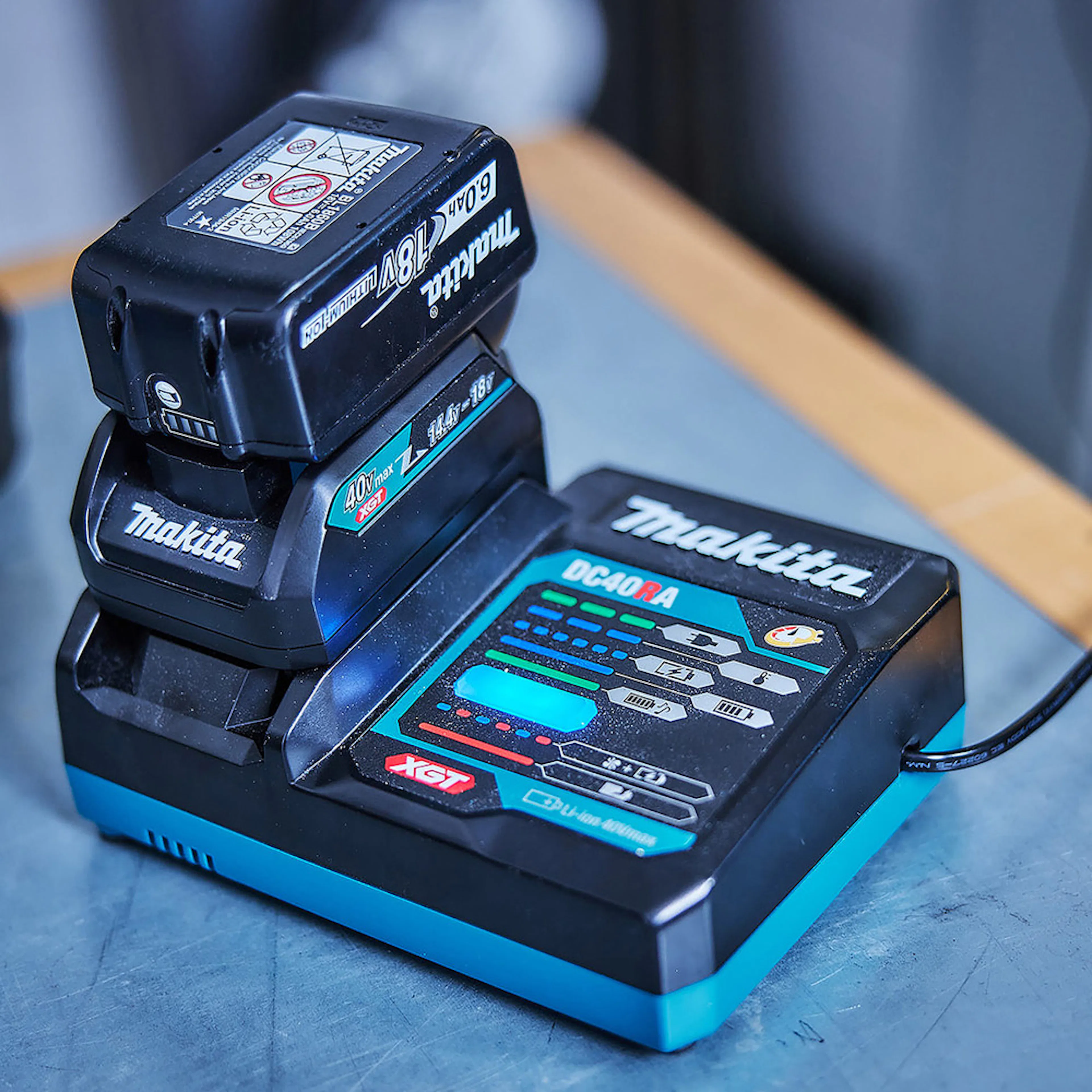 Adapter Makita 191C10-7 för LXT®-batterier