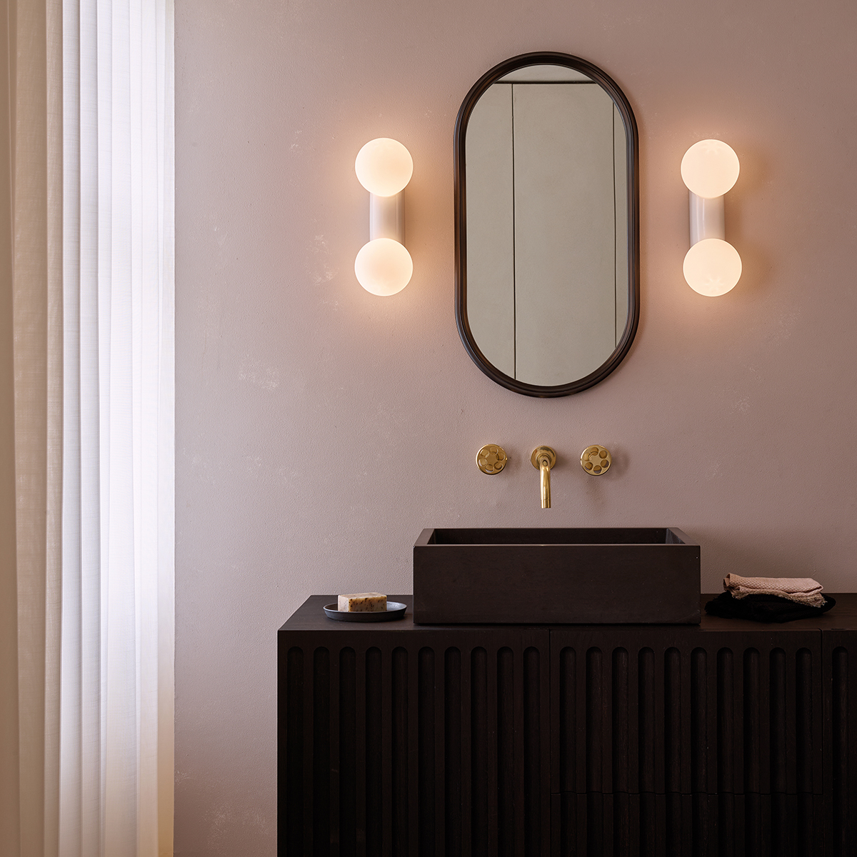 Vägglampa Astro Lyra Twin