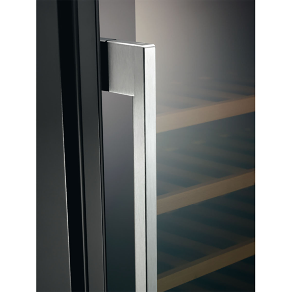 Vinkyl AEG SWB66001DG