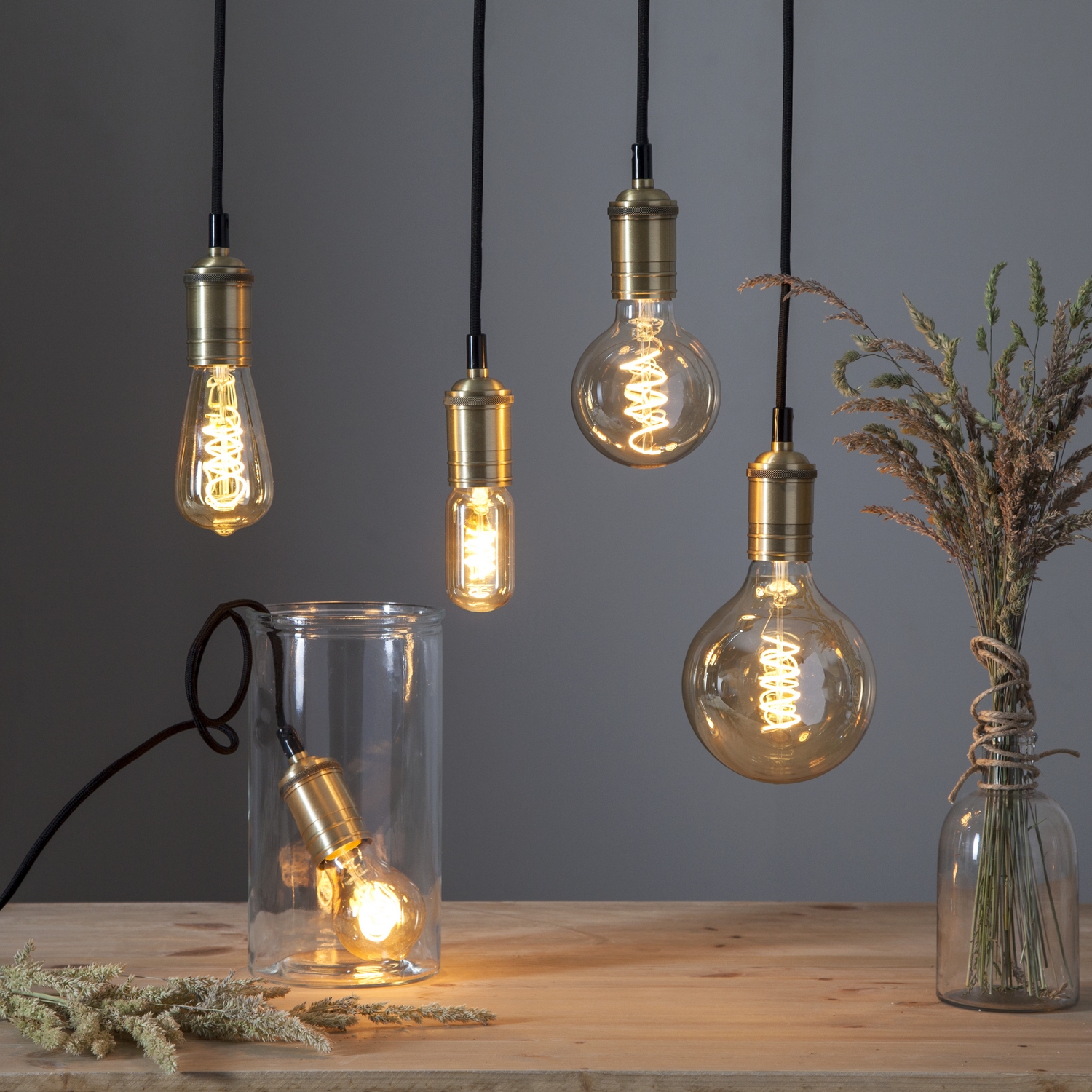 LED-lampa Star Trading E27 ST64 Decoled Spiral Amber Dimbar 3,2W