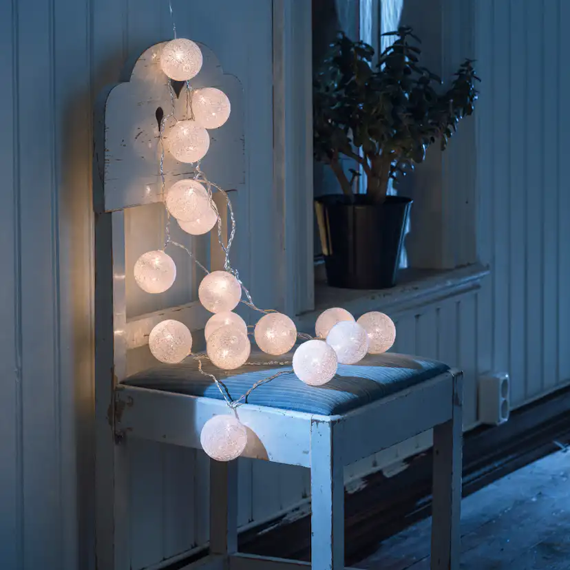Ljusslinga Gnosjö Konstsmide 16L Garnbollar LED