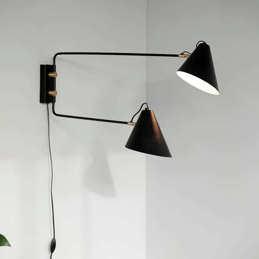 Vägglampa House Doctor Club 2L