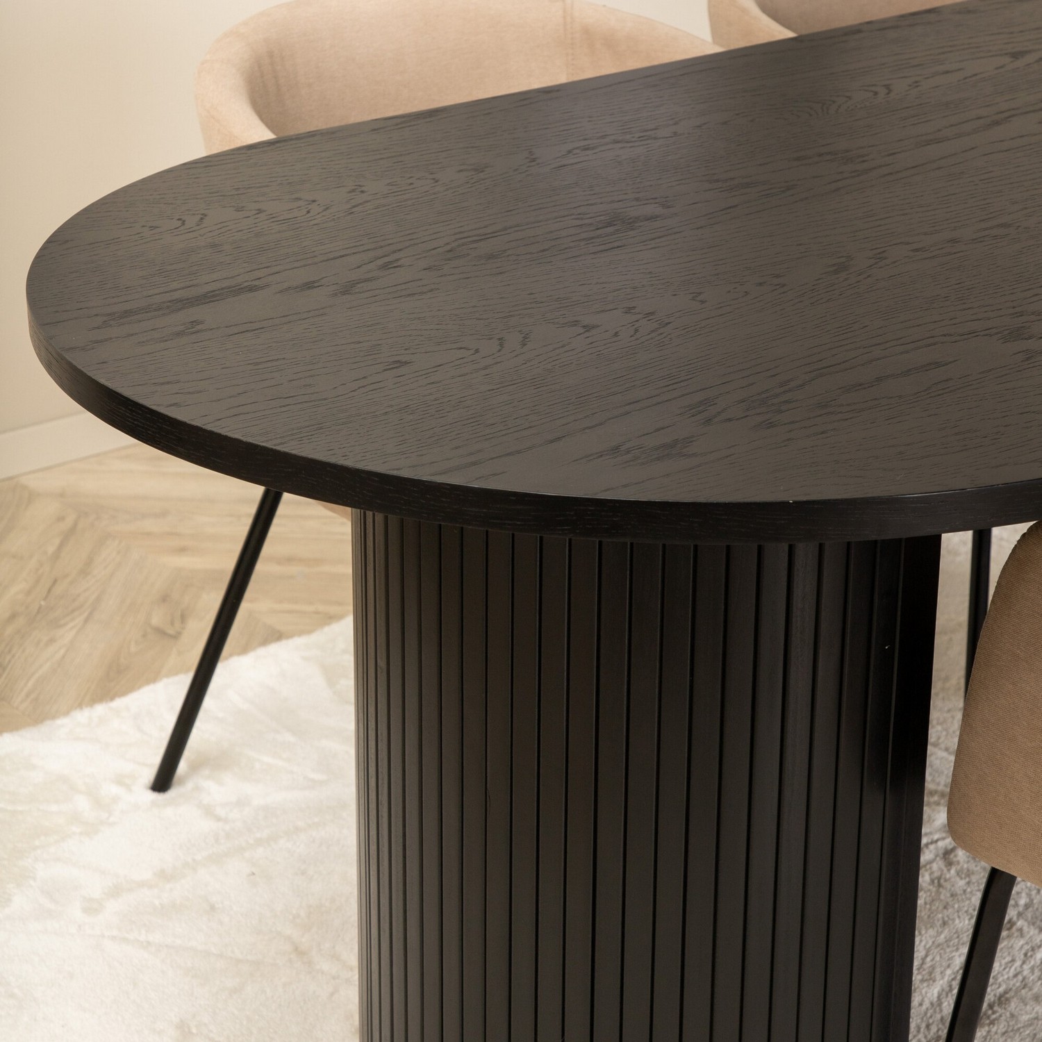 Matgrupp Venture Home Bianca med 4 Bergen Stolar Polyester