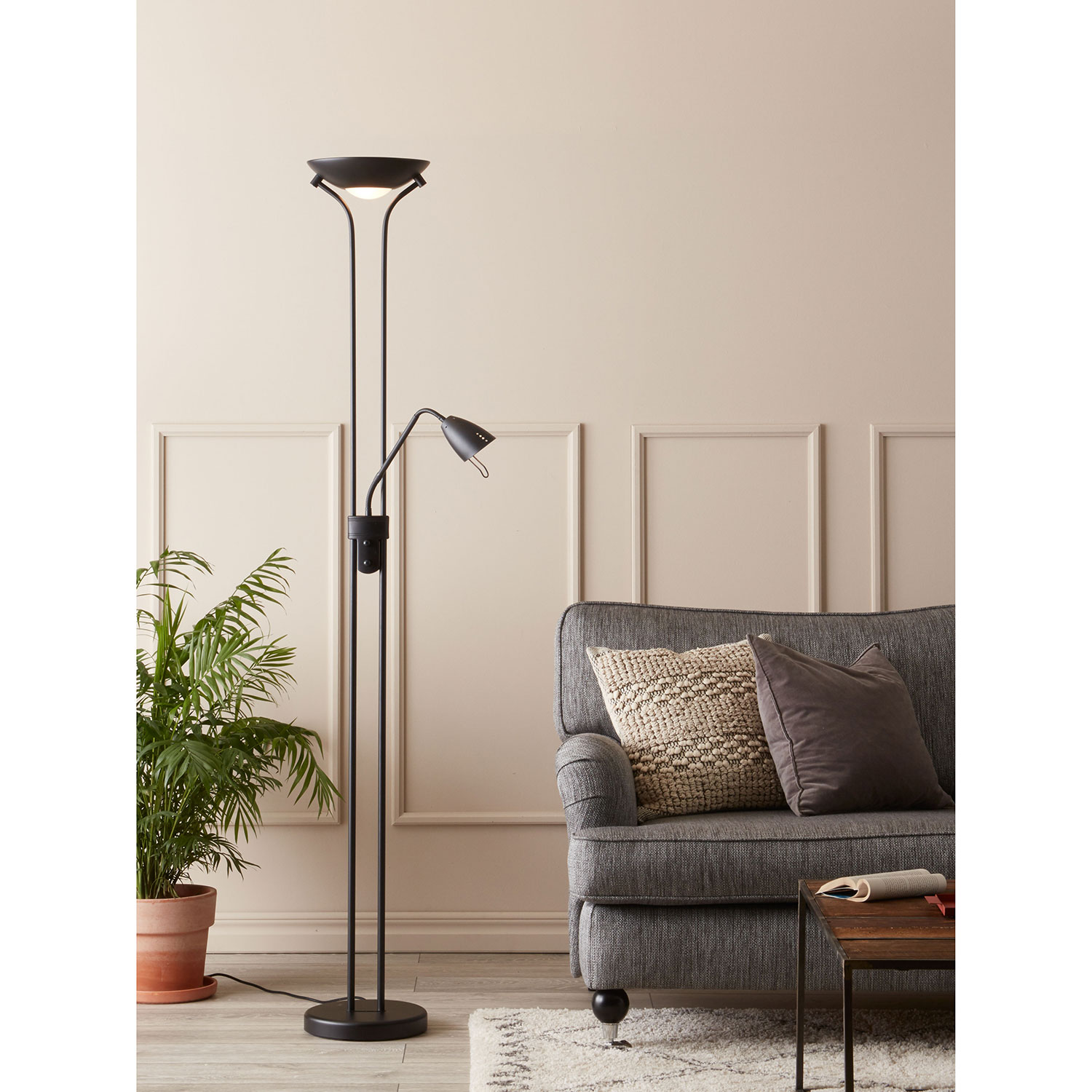 Golvlampa Markslöjd Detroit