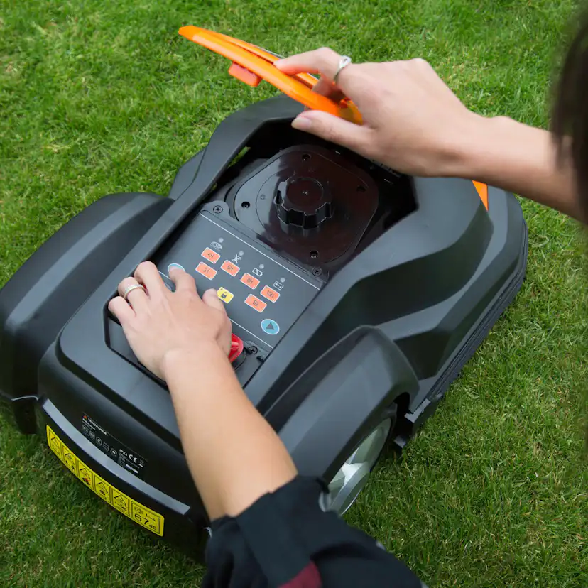 Yardforce Robotgräsklippare SA 650B ECO med APP