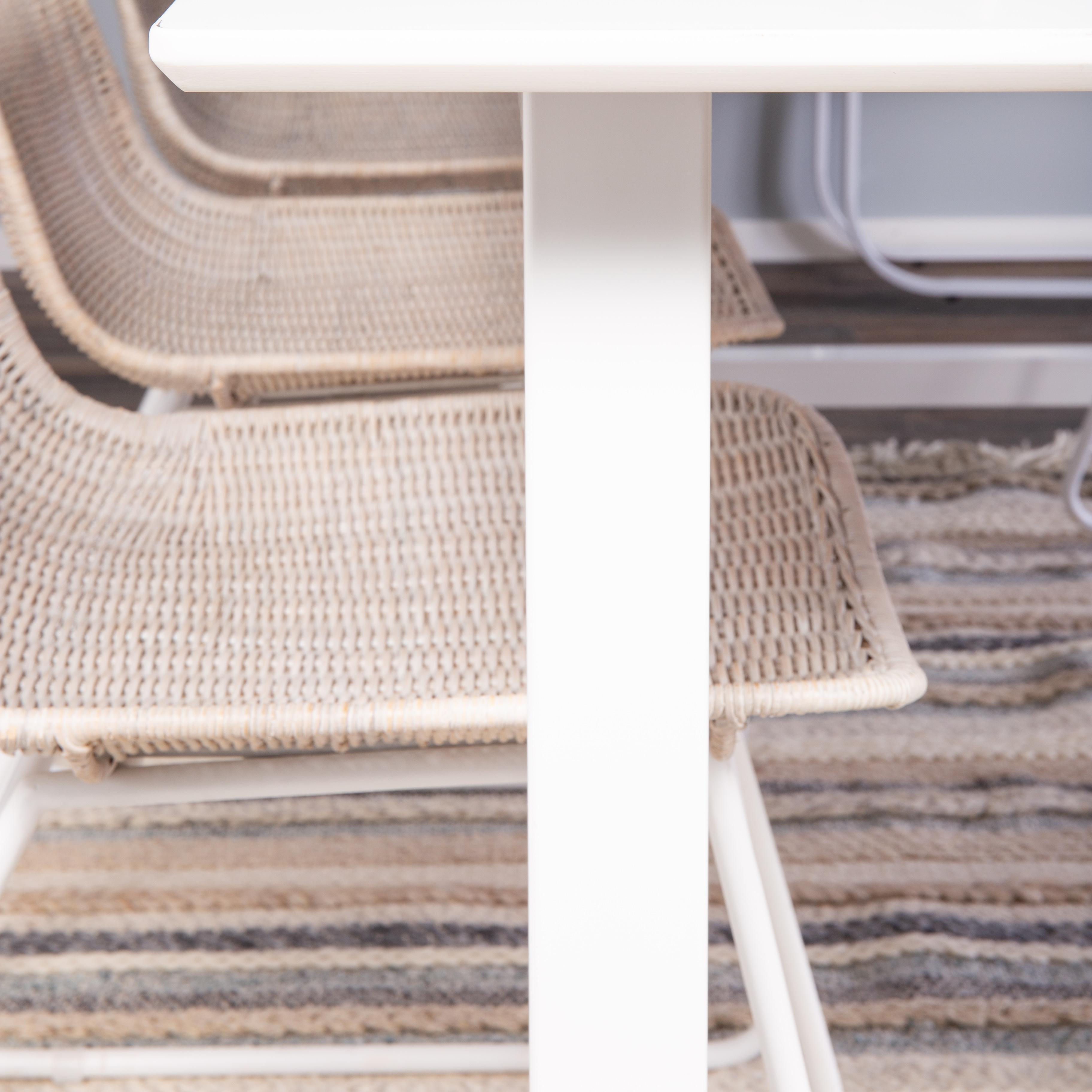 Matgrupp Venture Home Clara med 6 Cornelia Stolar