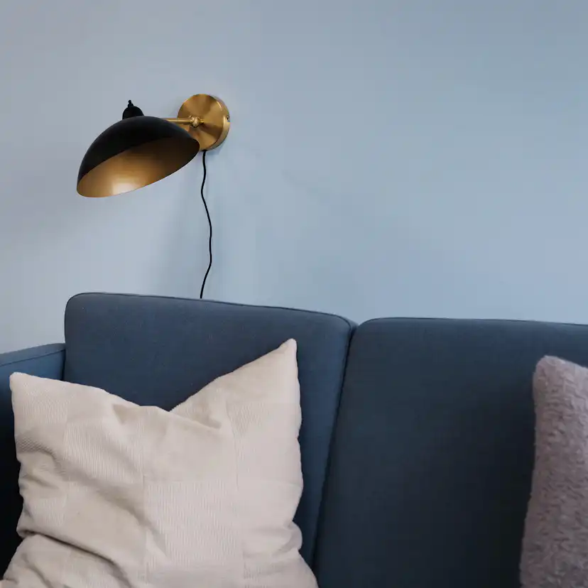 Vägglampa Dyberg Larsen Futura