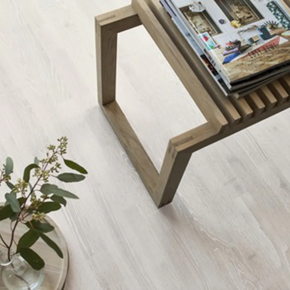 Trägolv Tarkett Heritage Oak Chalk White 194-3 D Grå Ek, Hårdvaxoljad 3-Stav Parkettgolv