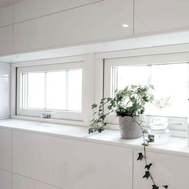 Överkantshängt Fönster Elitfönster Original Aluminium 100 3-Glas