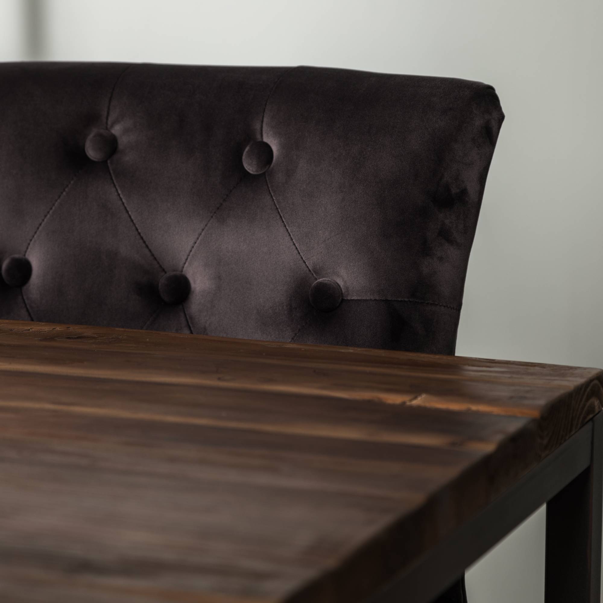 Matgrupp Bloomington Wilmer Rektangulär 140 cm med 4 Viktoria Matstol Sammet