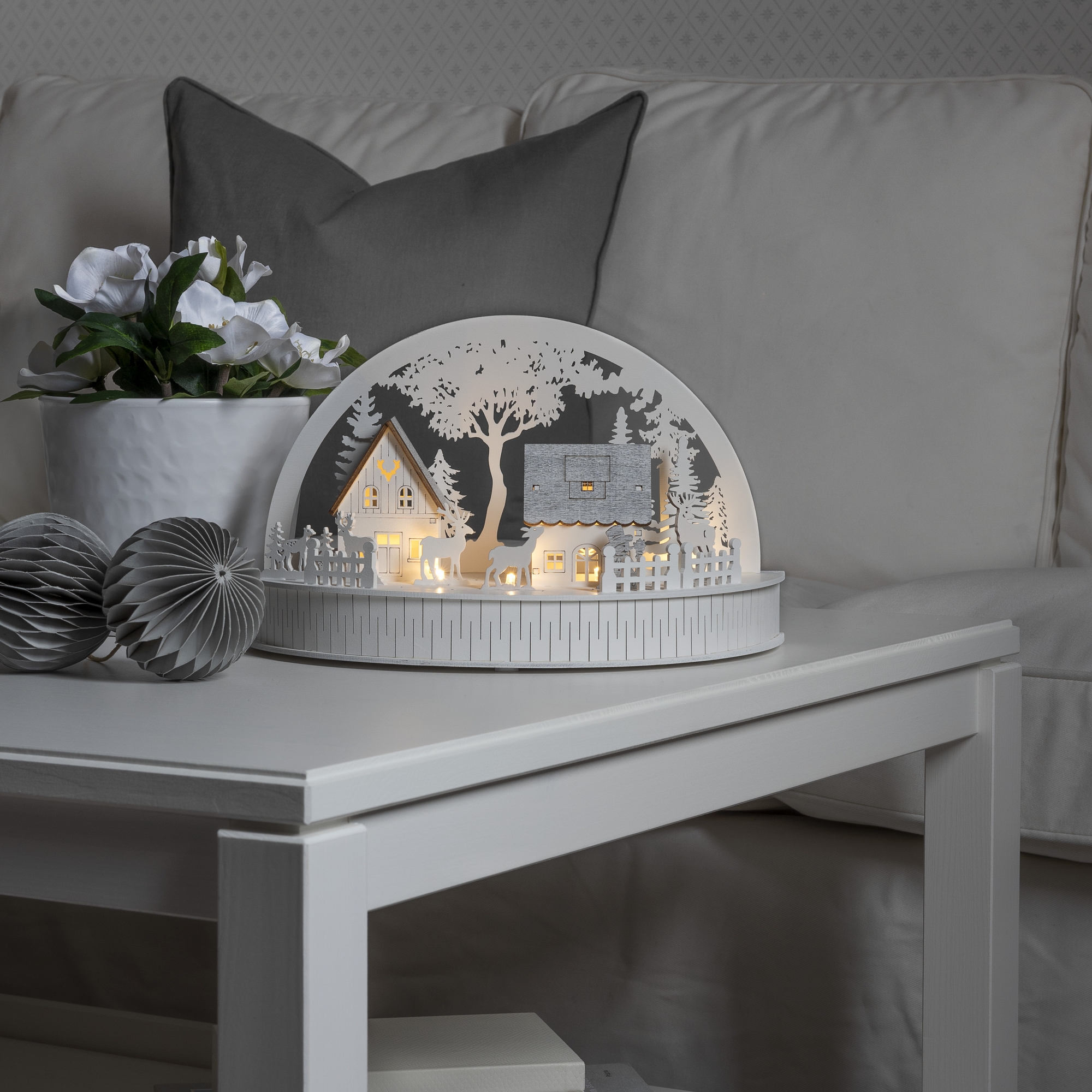 Julby Gnosjö Konstsmide Motiv Hus och Snögubbe 5 LED Vit