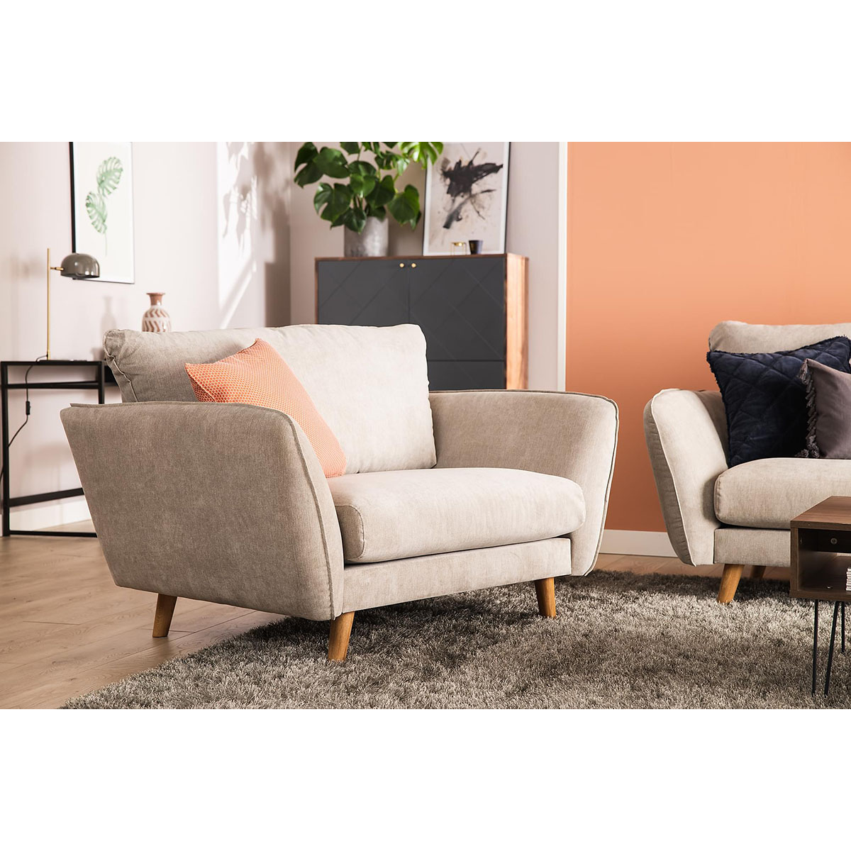 Trend Lyx Schäslongsoffa Vänster Beige, Svarta ben