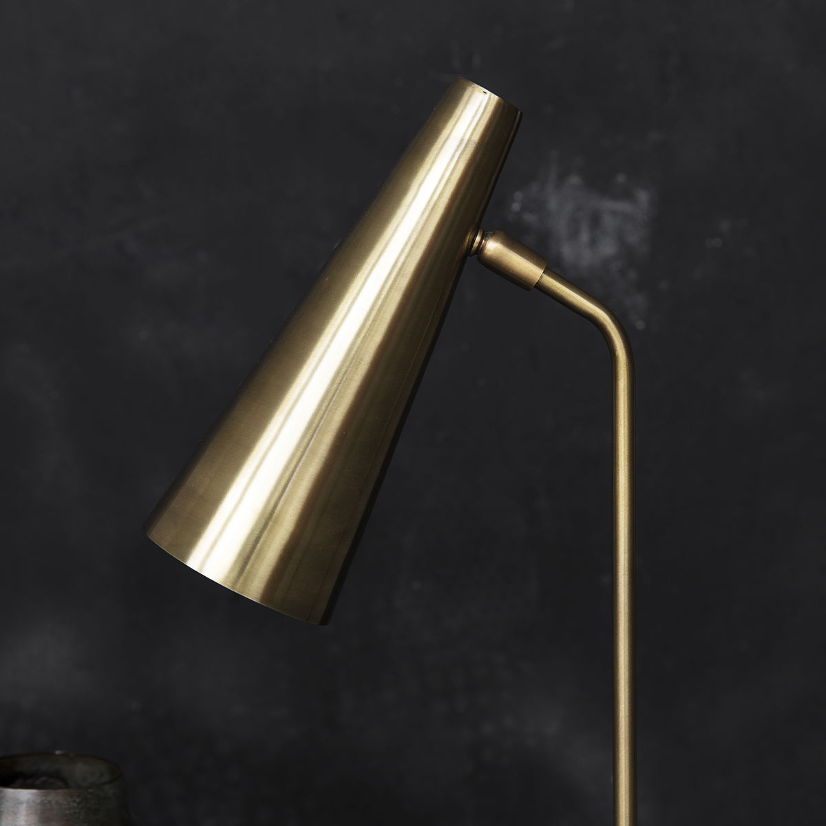Bordslampa House Doctor Precise