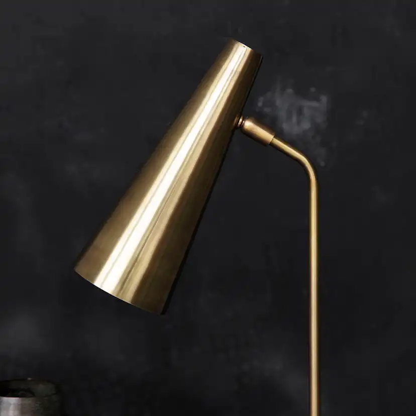 Bordslampa House Doctor Precise