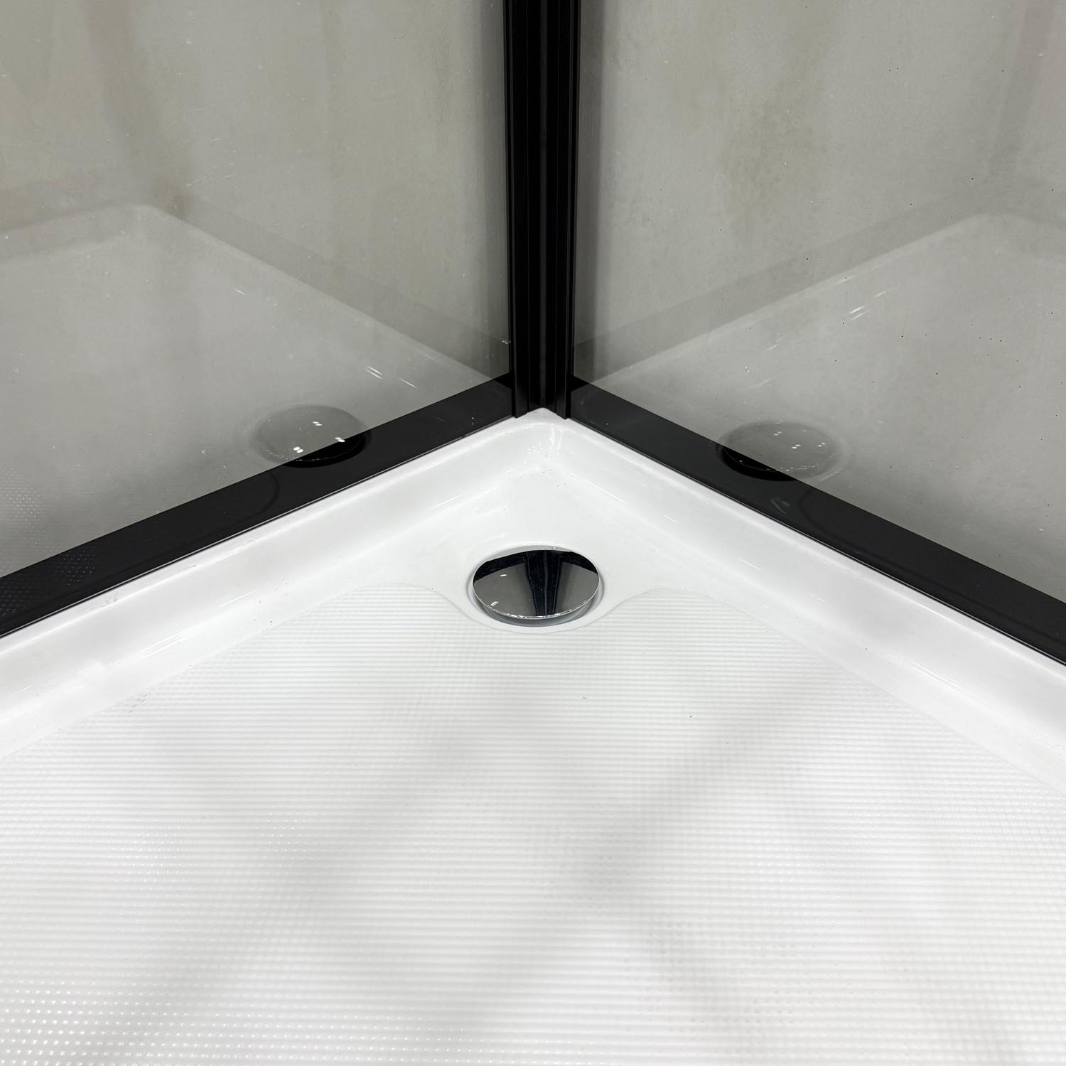 Duschkabin Bathlife Betrakta 90X70 Rund Klarglas