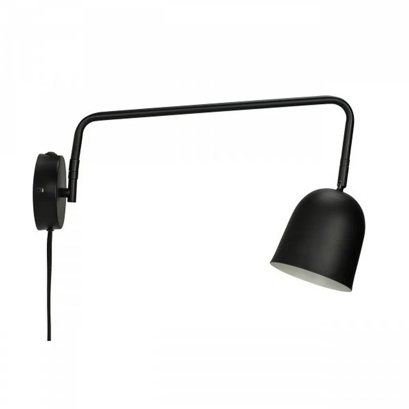 Vägglampa Dyberg Larsen Manchester