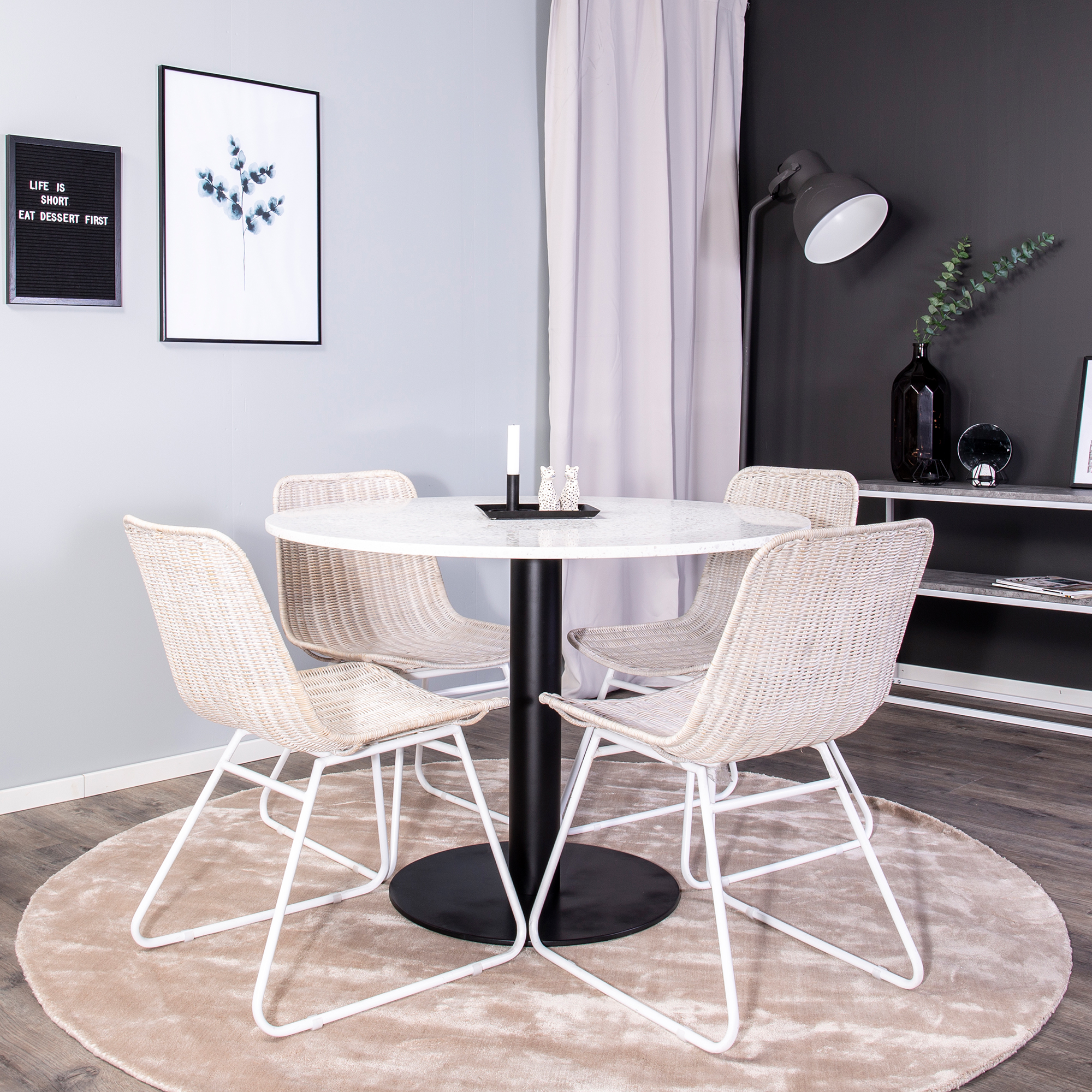 Matgrupp Venture Home Roxanna med 4 Cornelia Stolar Vit Terazzo