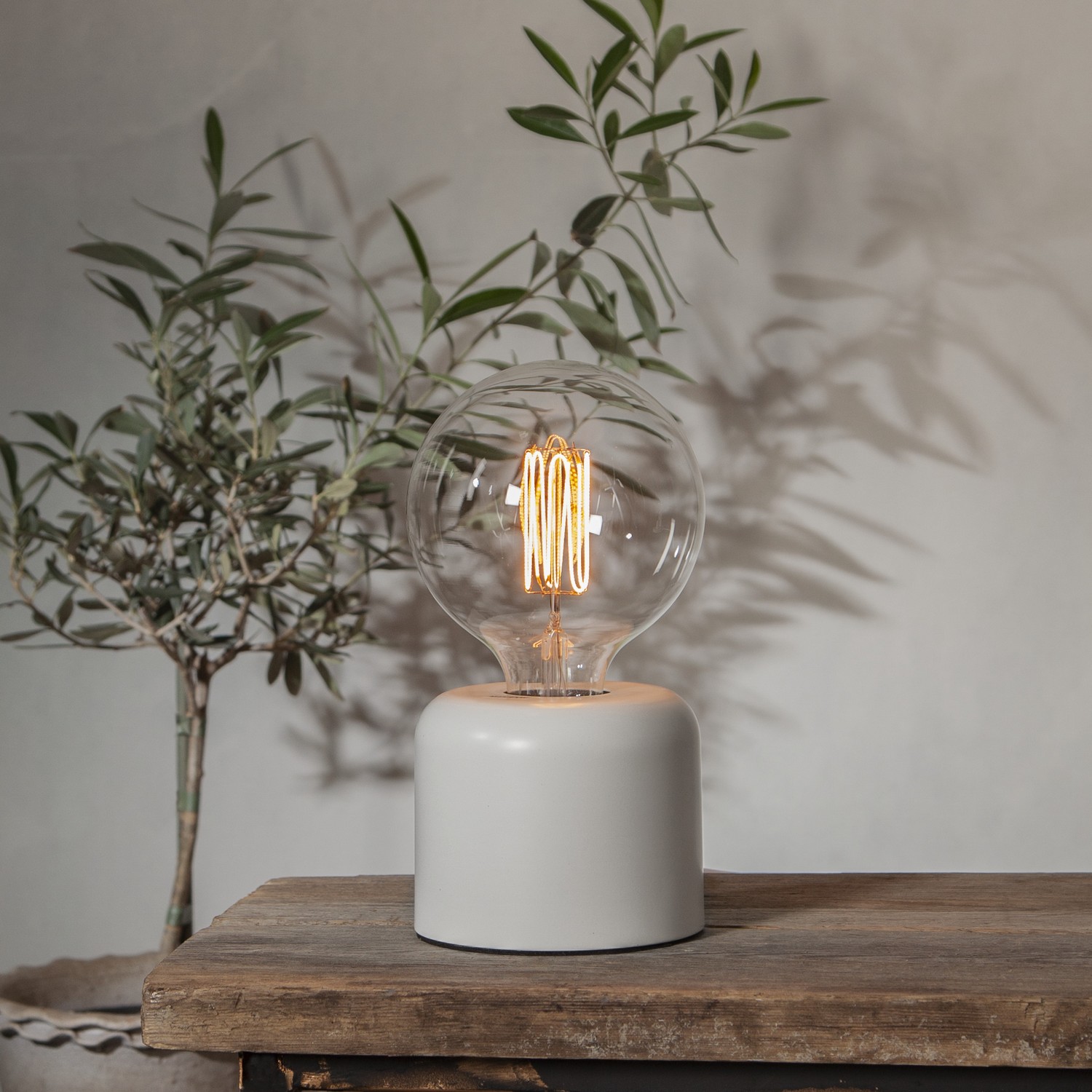 LED-lampa Star Trading E27 G125 Decoled Grace Clear