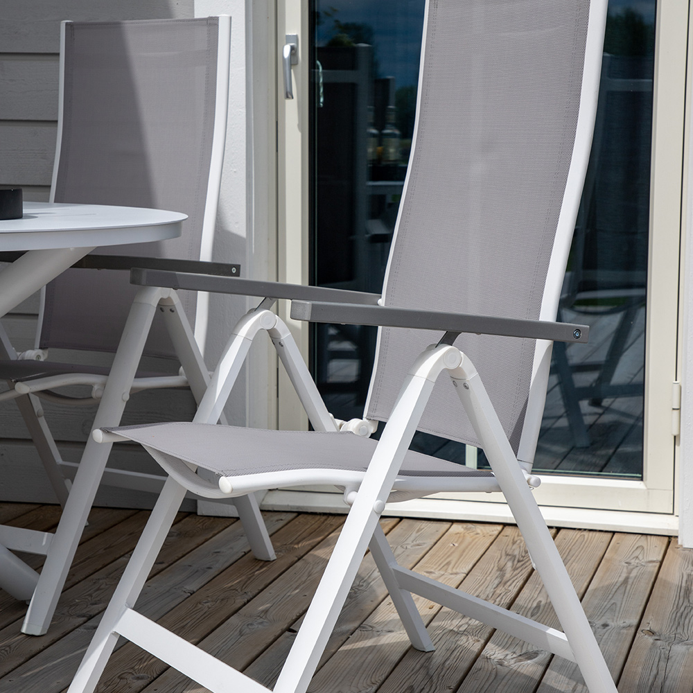 Matgrupp Venture Home Ande med 4 Laby Matstolar