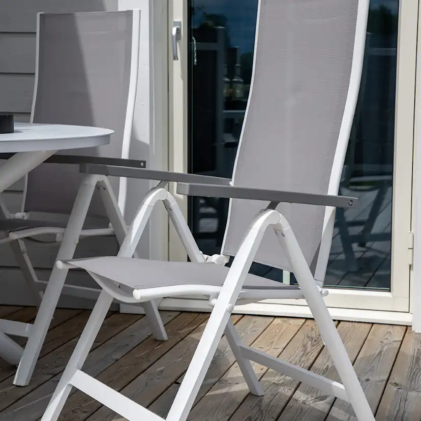 Matgrupp Venture Home Ande med 4 Laby Matstolar